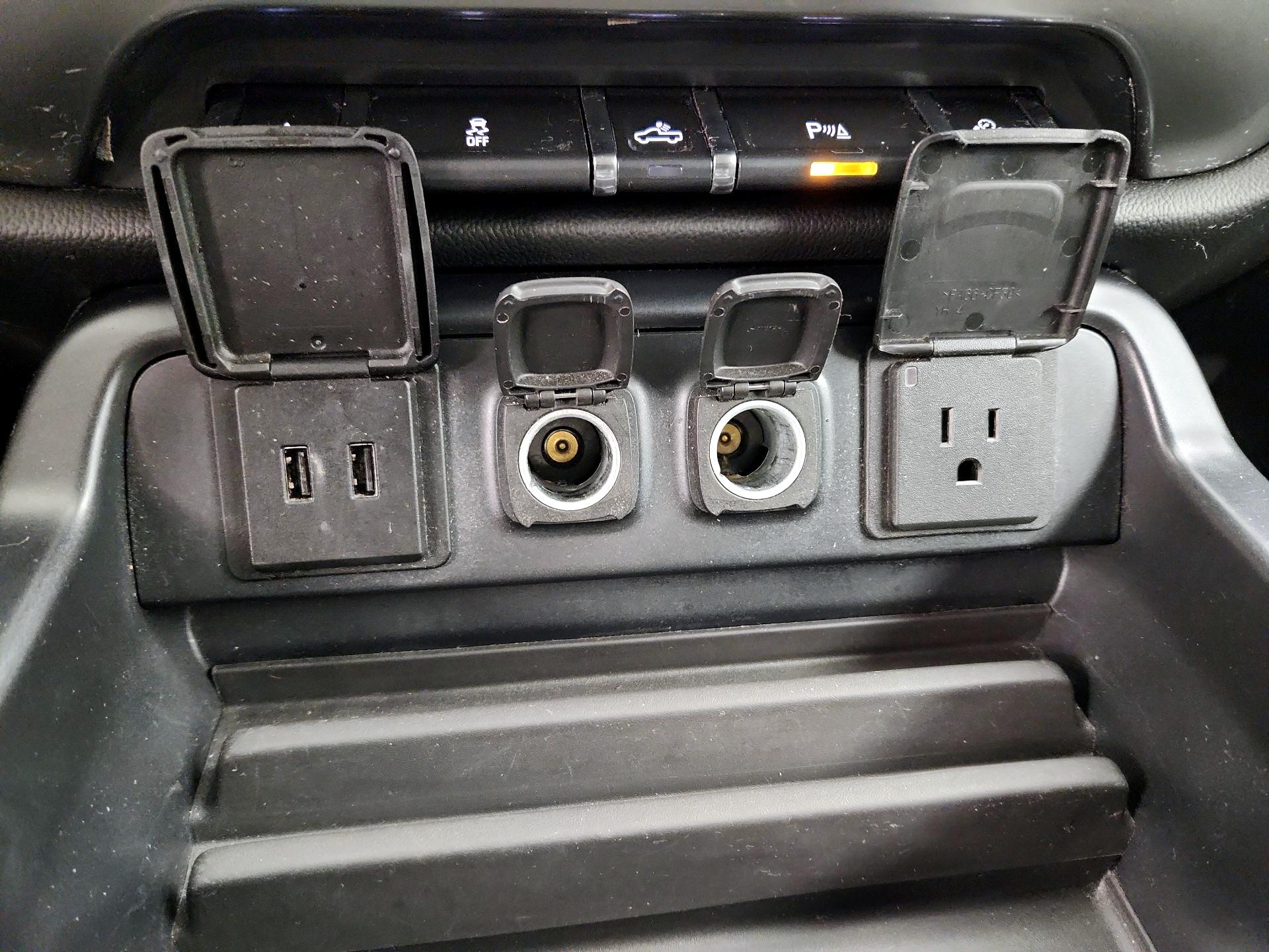 Thumbnail: 2017 Chevrolet Silverado 1500 - 19