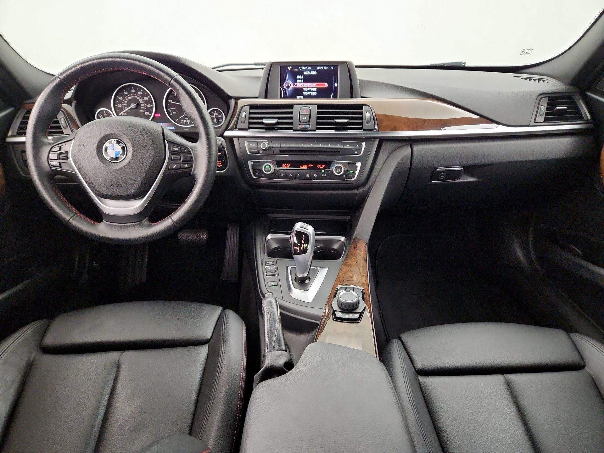 Thumbnail: 2015 BMW 3 Series - 9