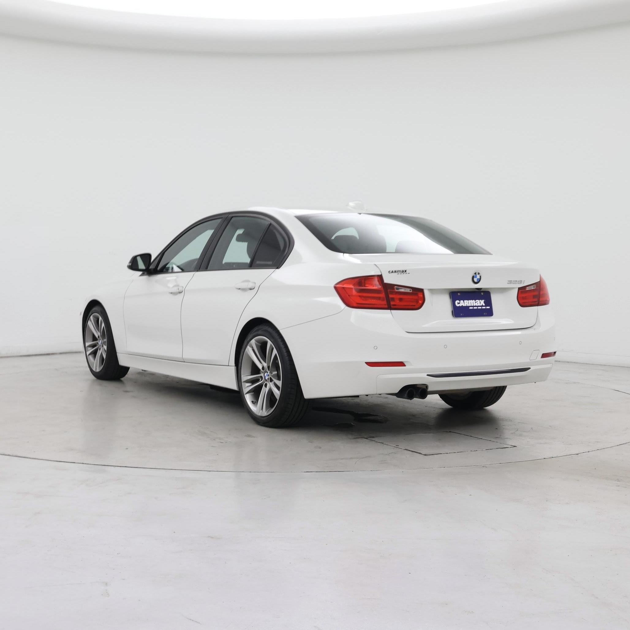 Thumbnail: 2015 BMW 3 Series - 2