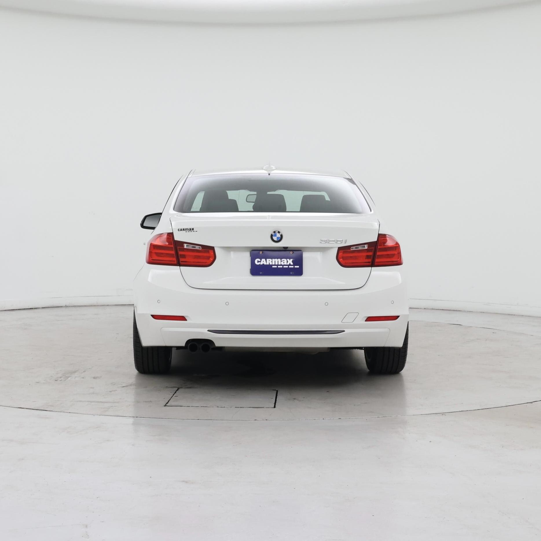 Thumbnail: 2015 BMW 3 Series - 6