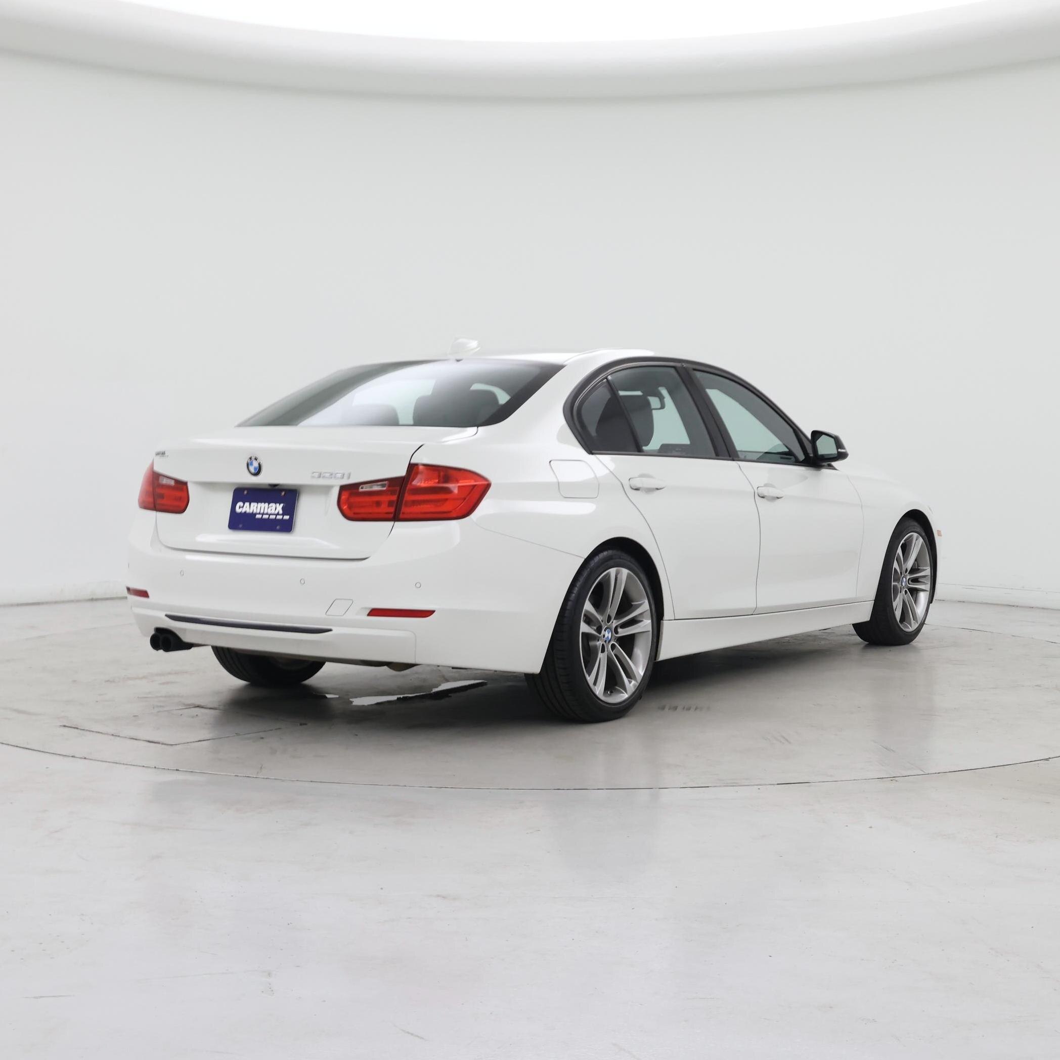 Thumbnail: 2015 BMW 3 Series - 8