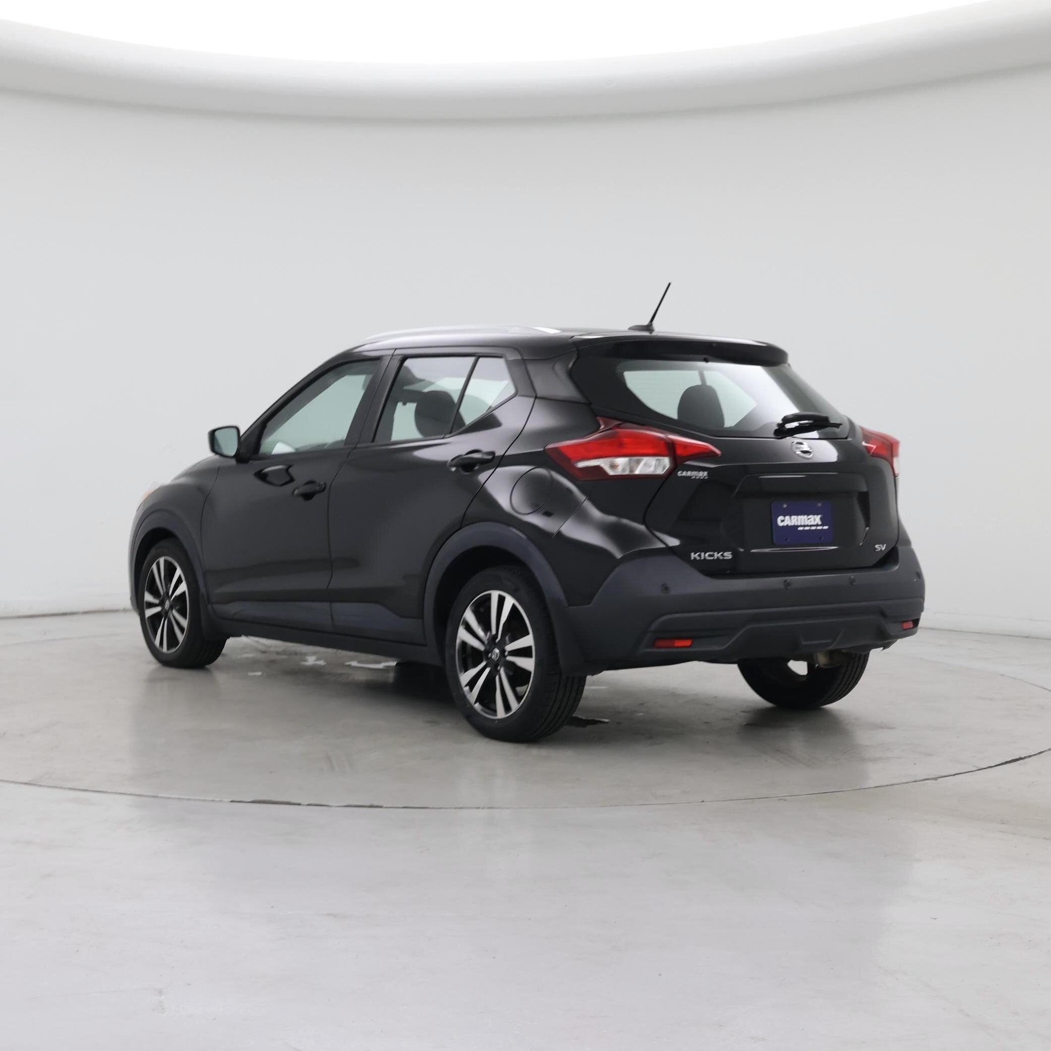 Thumbnail: 2020 Nissan Kicks - 2