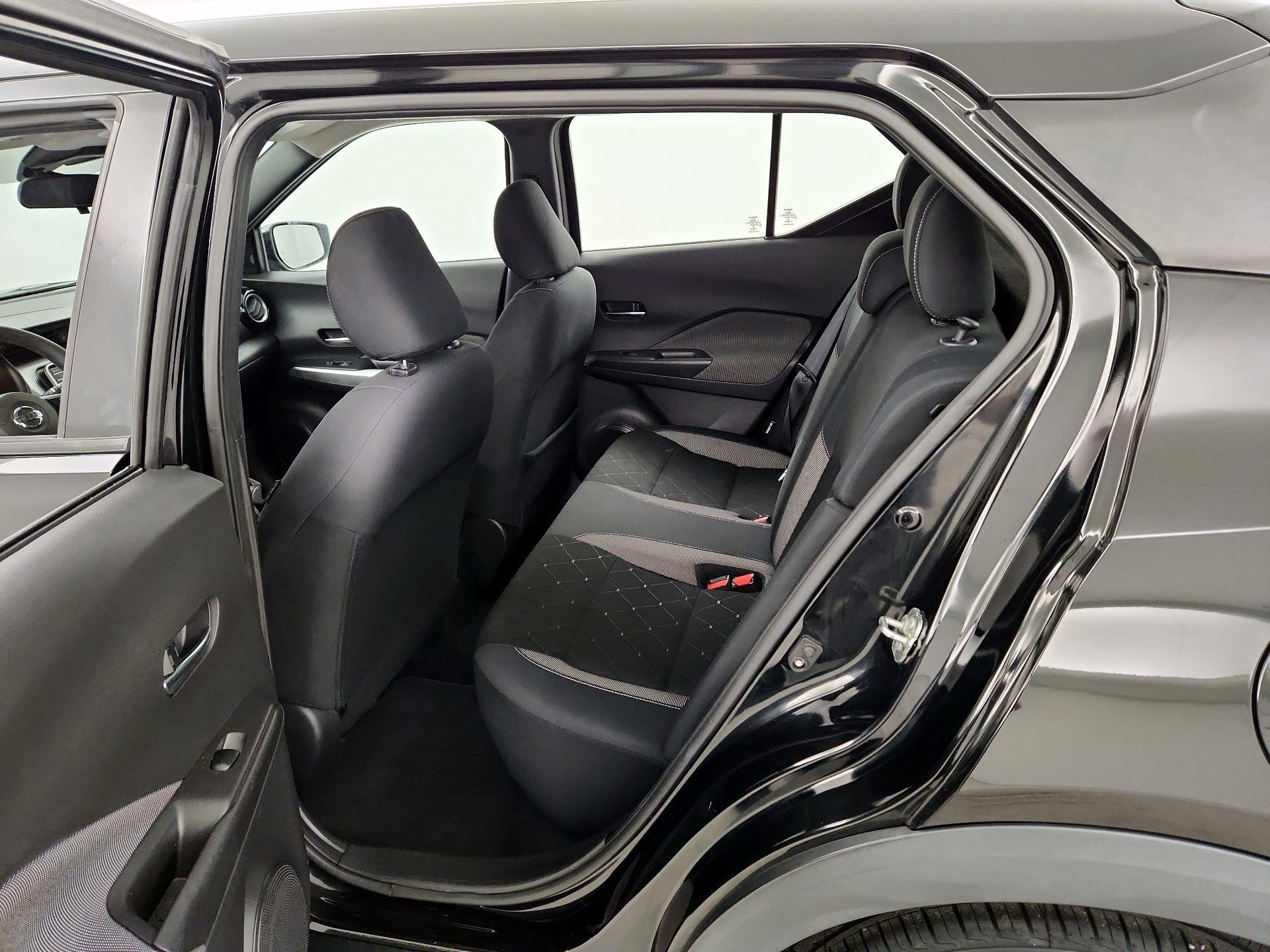 Thumbnail: 2020 Nissan Kicks - 19