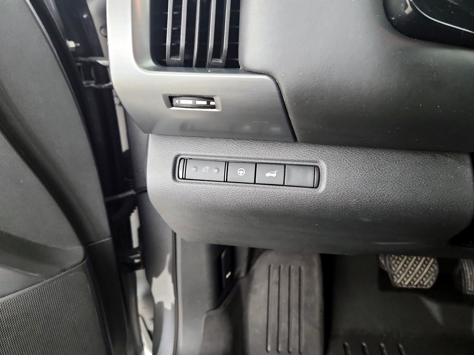 Thumbnail: 2022 Nissan Pathfinder - 13