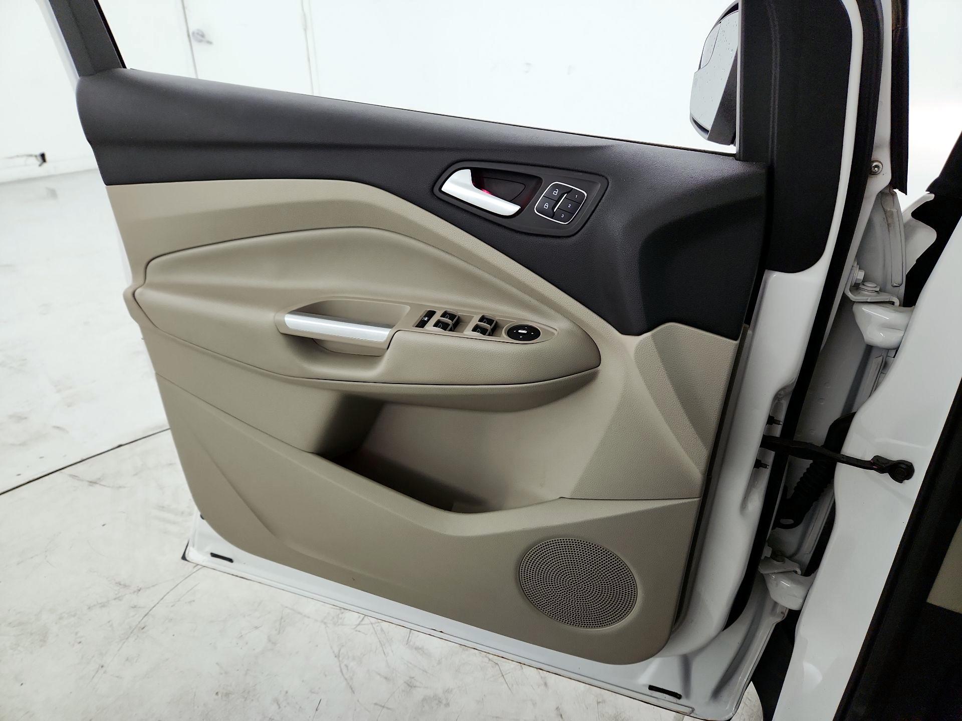 Thumbnail: 2014 Ford Escape - 12