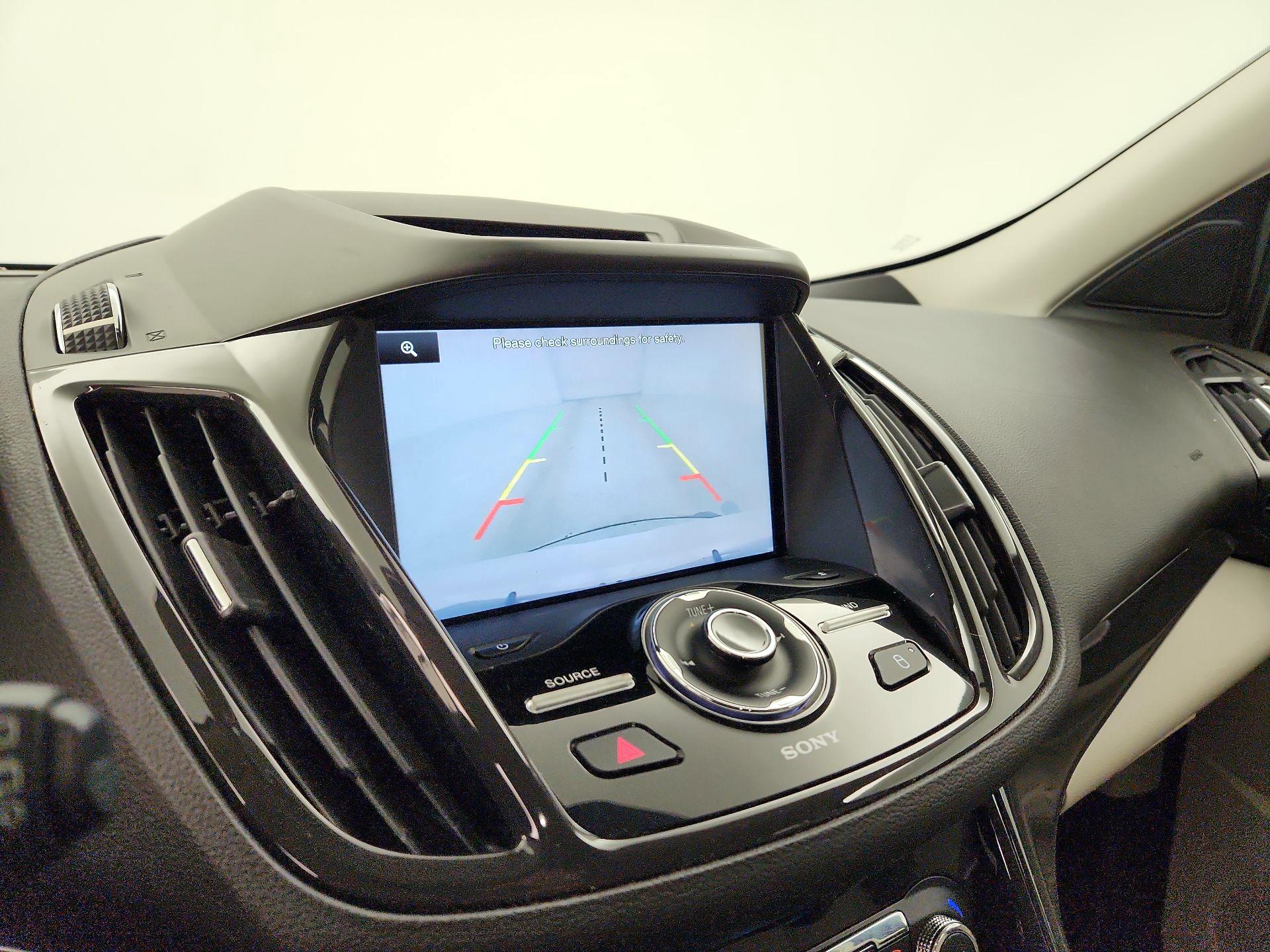 Thumbnail: 2014 Ford Escape - 15