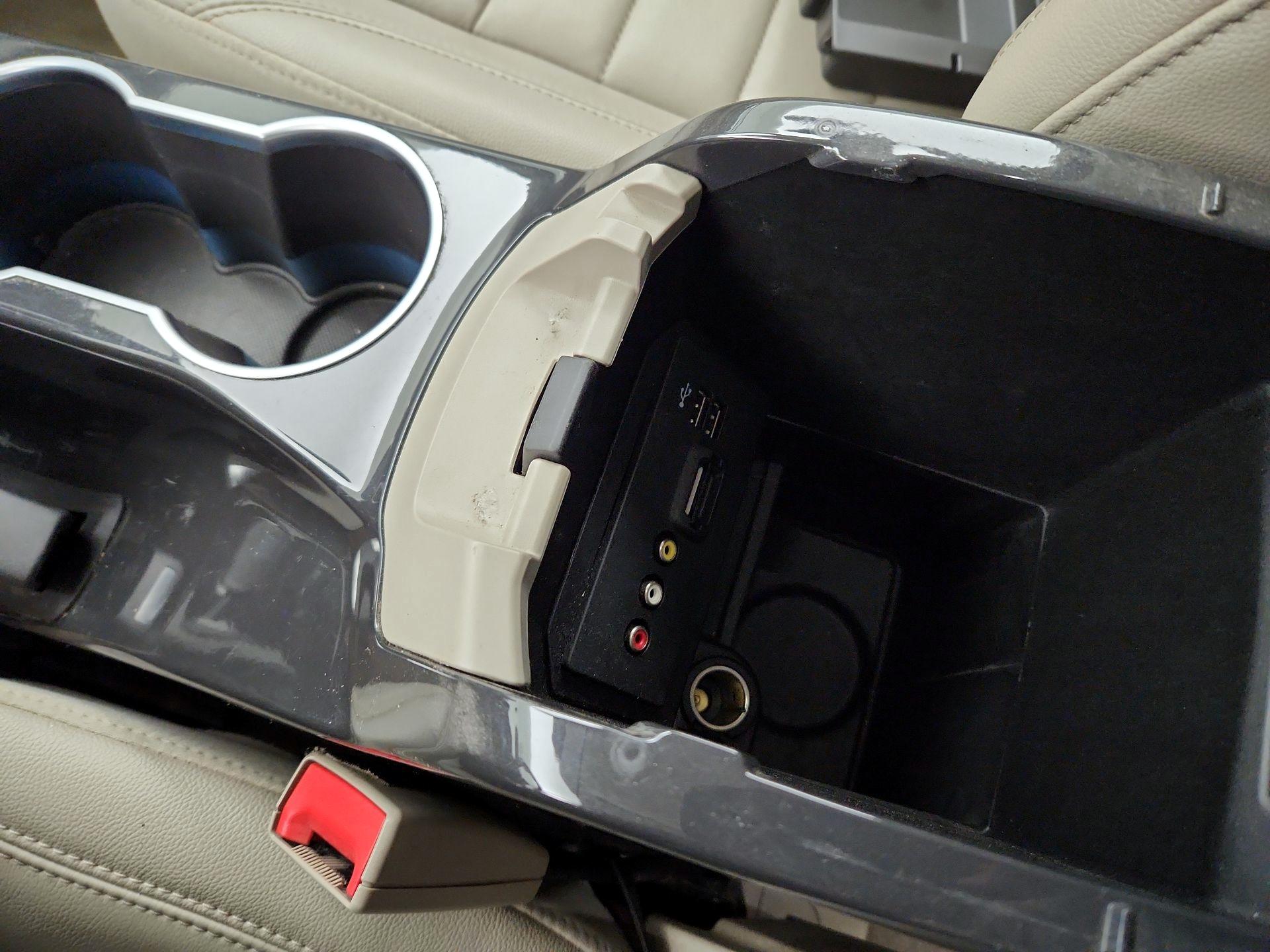 Thumbnail: 2014 Ford Escape - 19