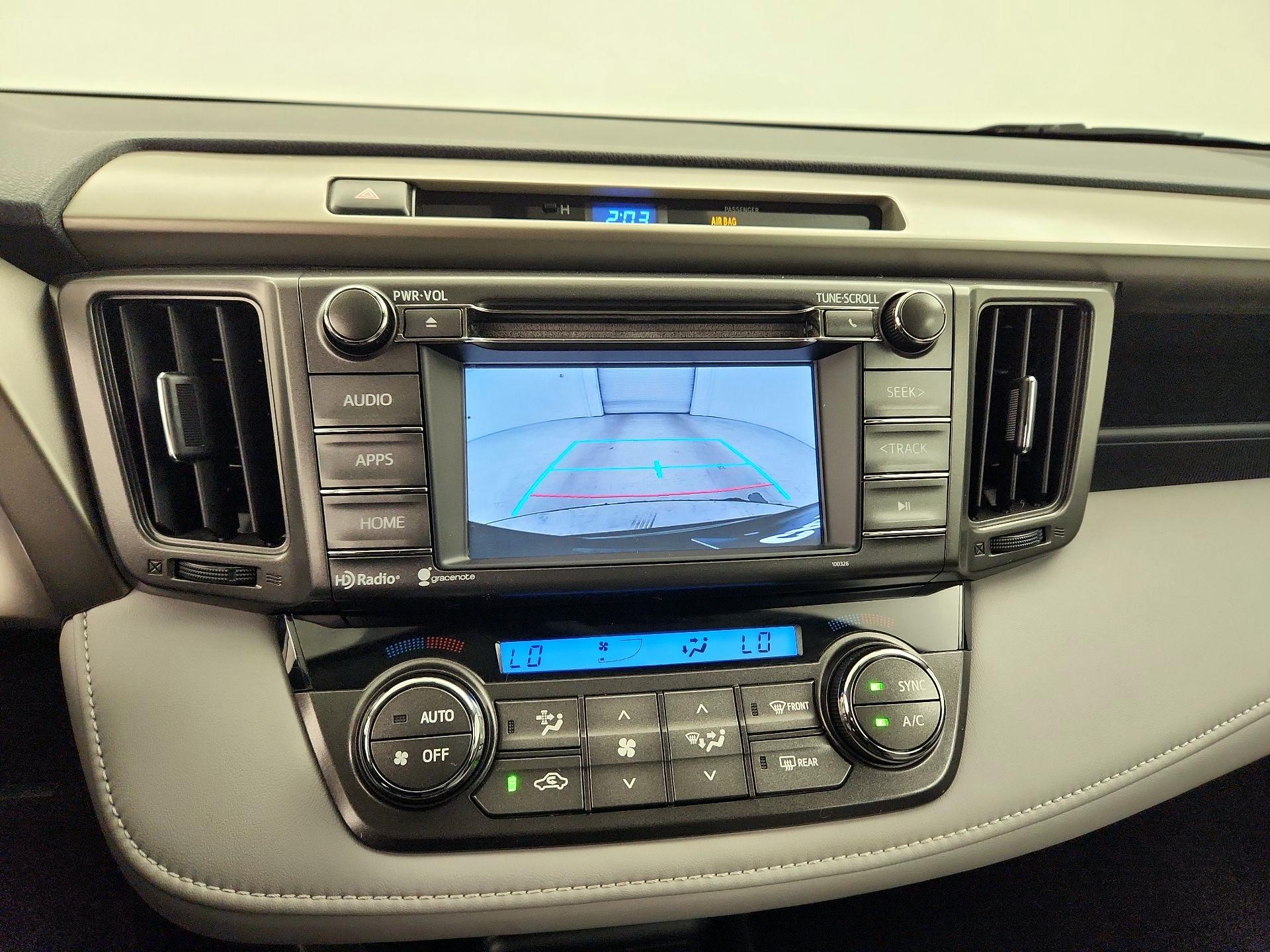 Thumbnail: 2015 Toyota RAV4 - 14