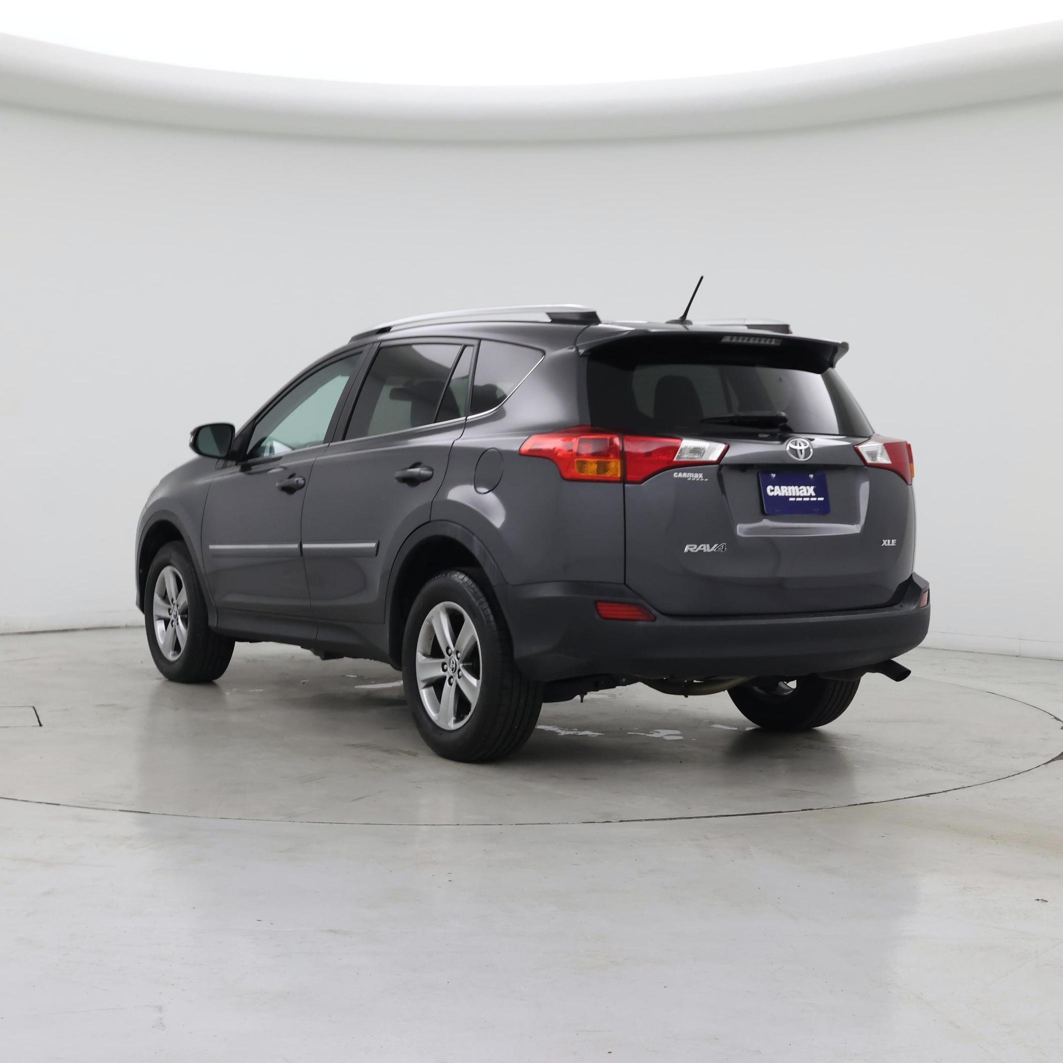 Thumbnail: 2015 Toyota RAV4 - 2