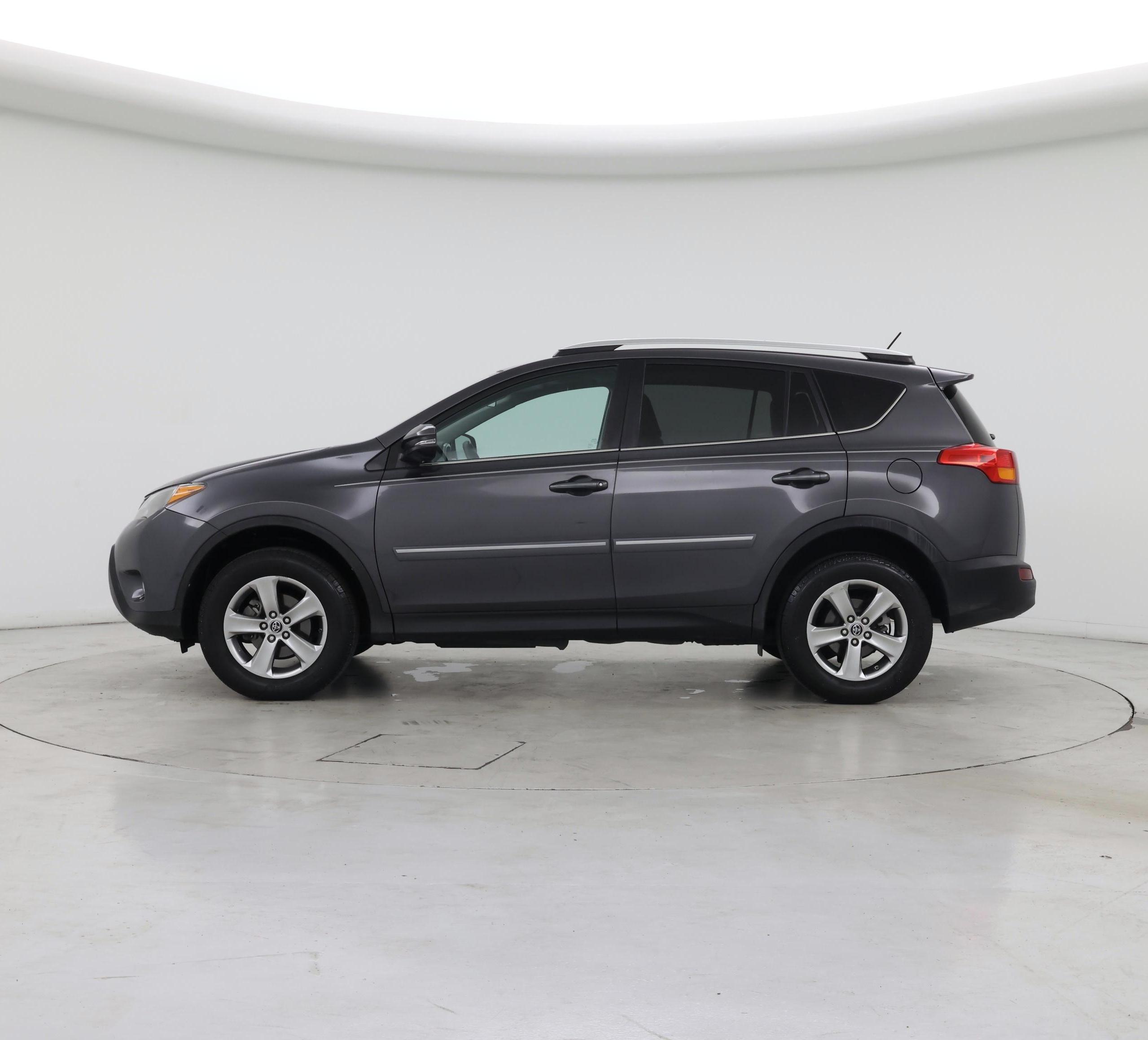 Thumbnail: 2015 Toyota RAV4 - 3
