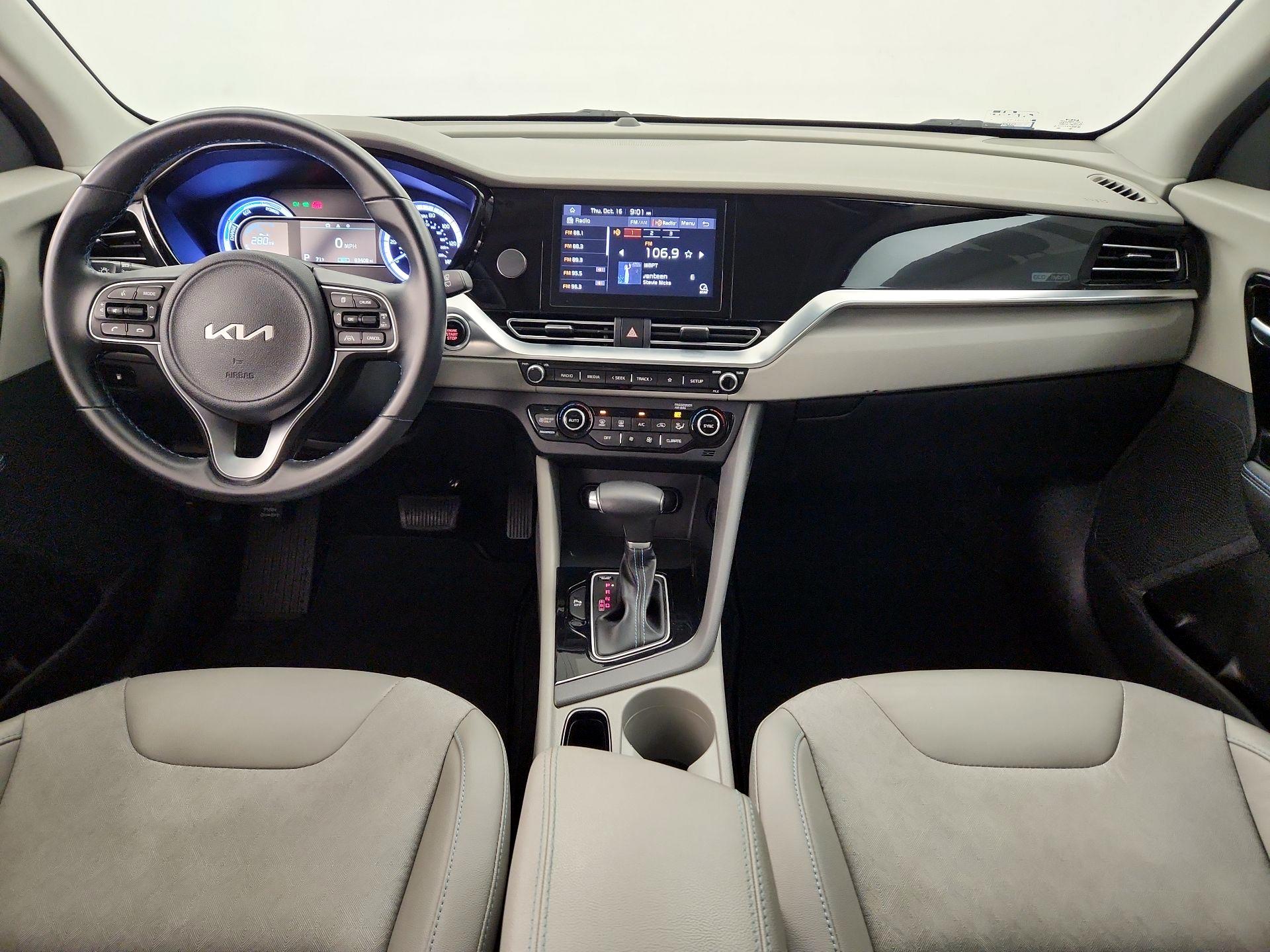 Thumbnail: 2022 Kia Niro - 9