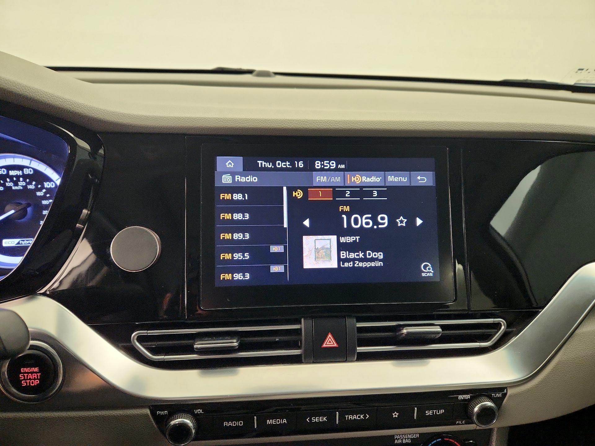 Thumbnail: 2022 Kia Niro - 15