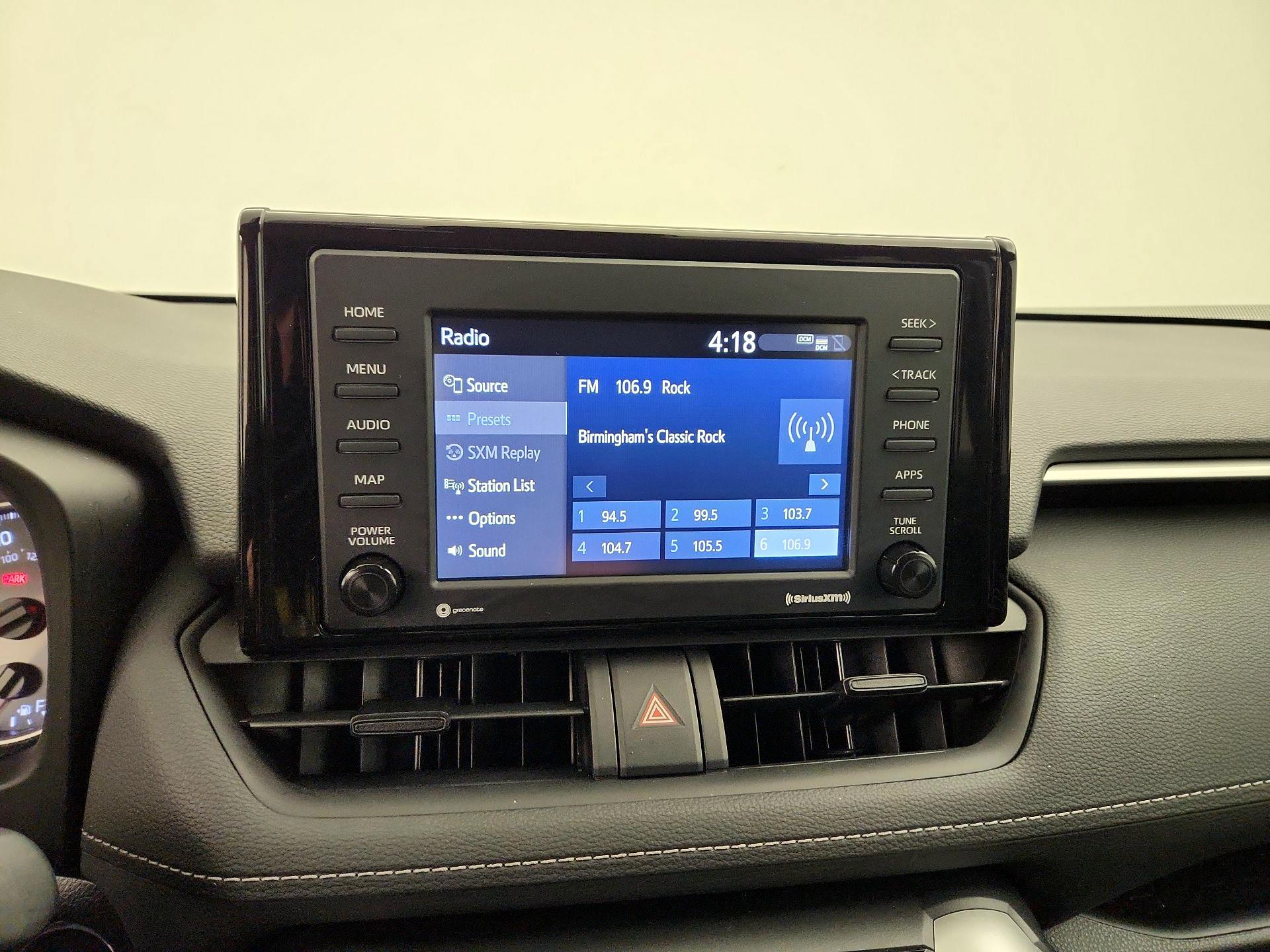 Thumbnail: 2021 Toyota RAV4 - 15