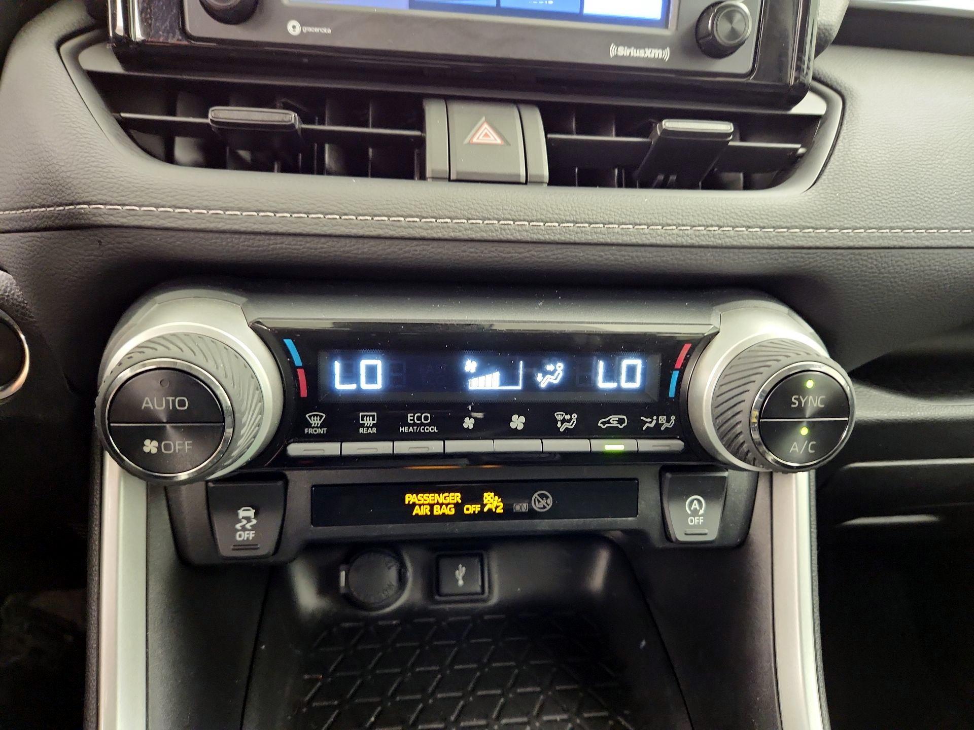 Thumbnail: 2021 Toyota RAV4 - 16