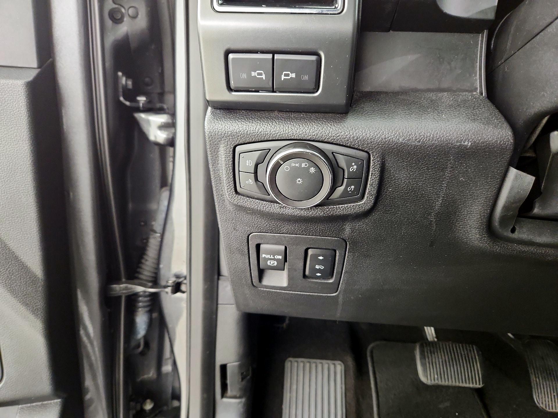 Thumbnail: 2018 Ford F-150 - 13