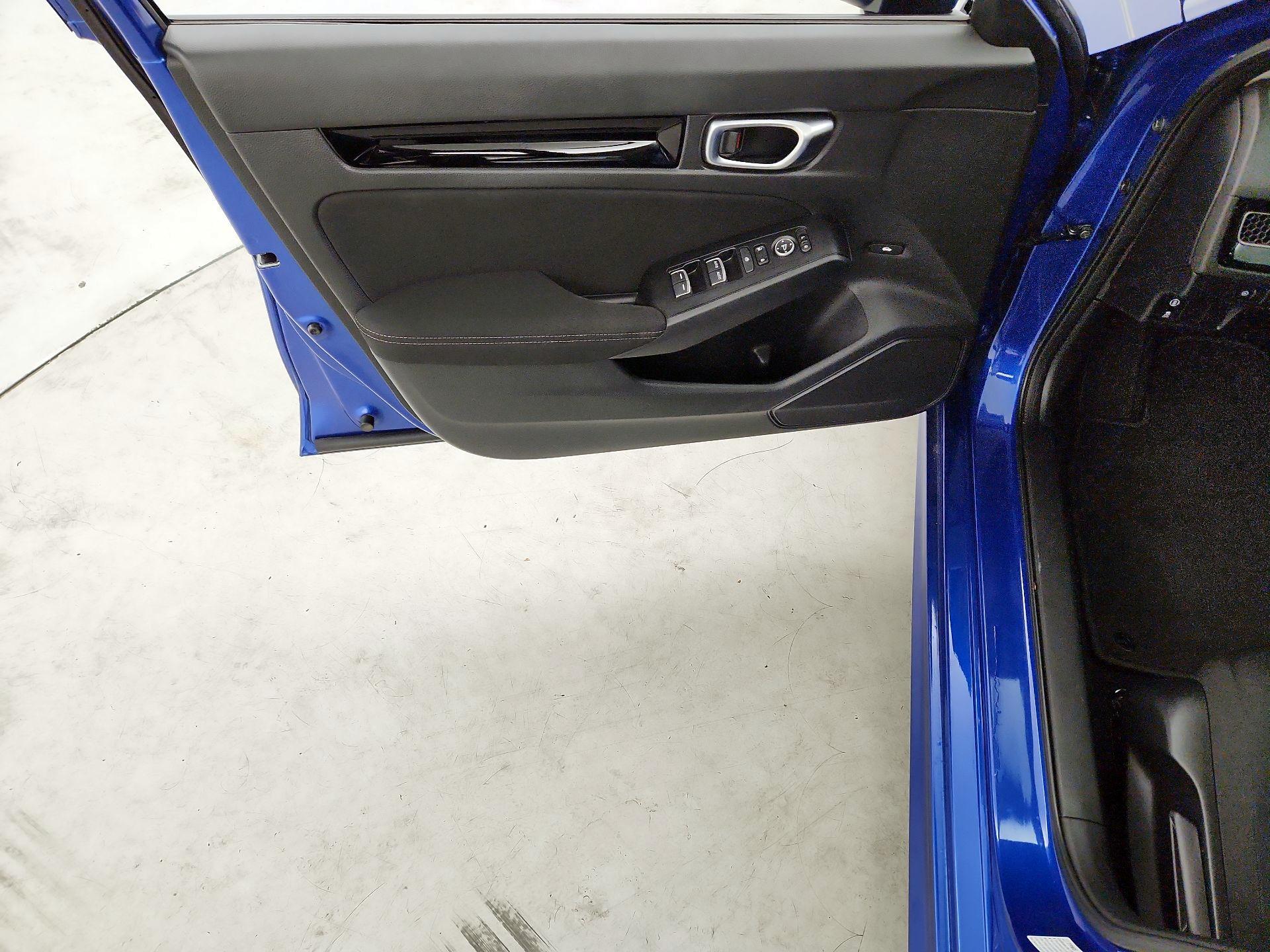 Thumbnail: 2023 Honda Civic - 12