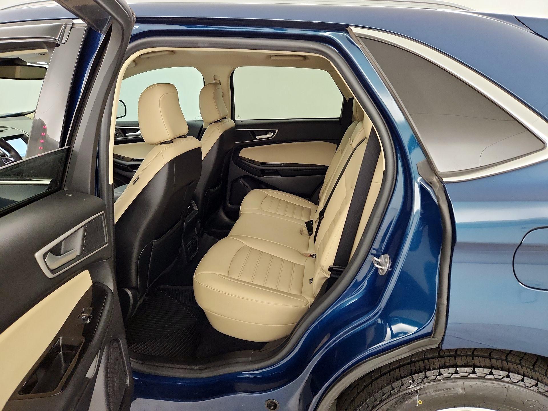 Thumbnail: 2020 Ford Edge - 20