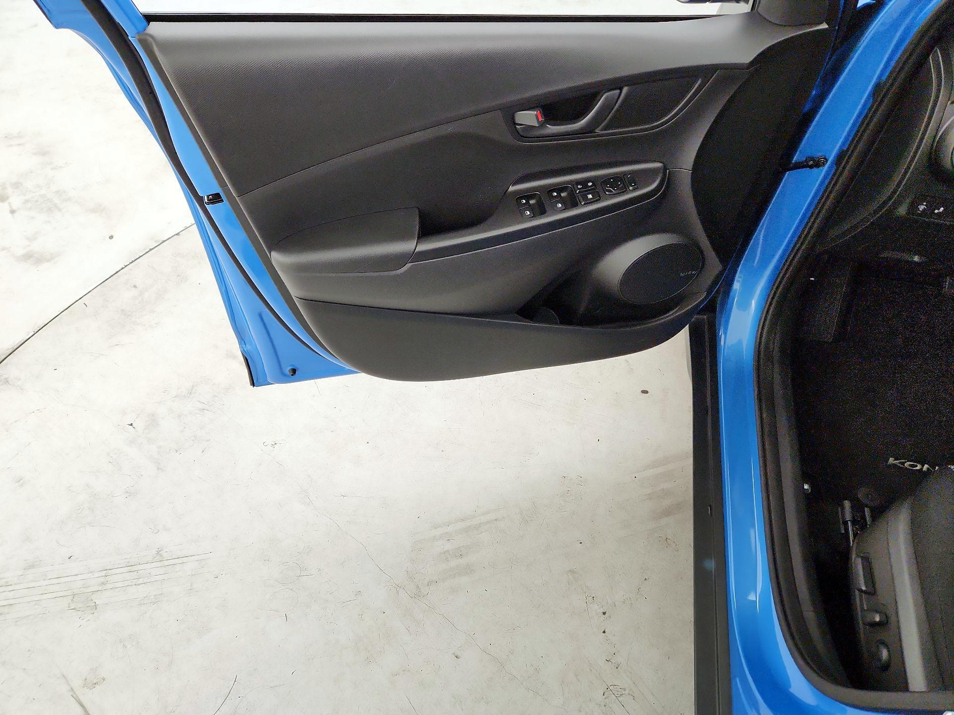 Thumbnail: 2020 Hyundai Kona - 12