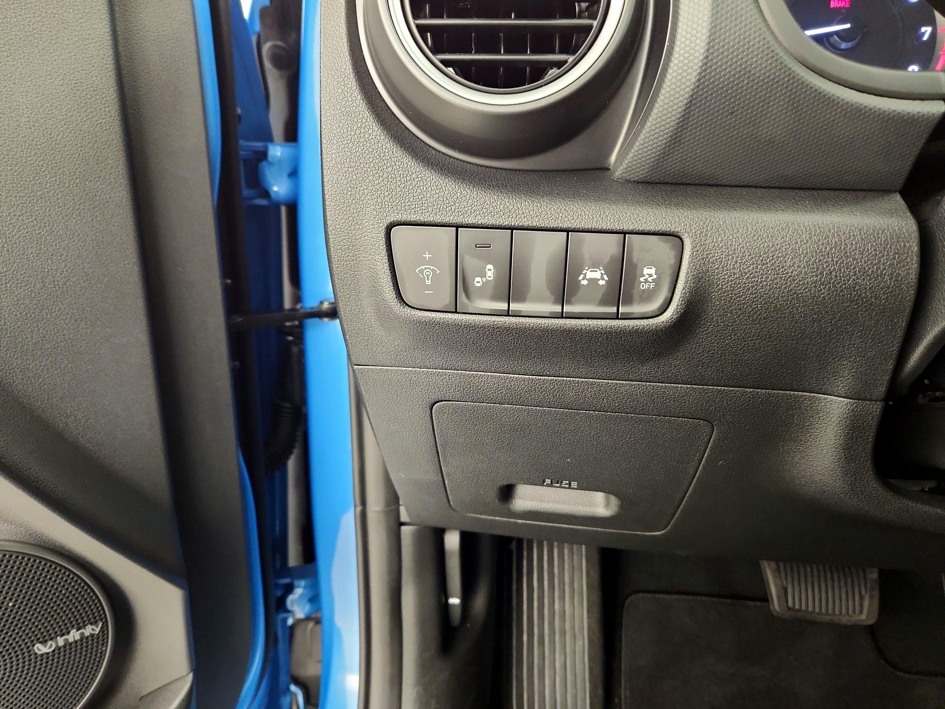 Thumbnail: 2020 Hyundai Kona - 13