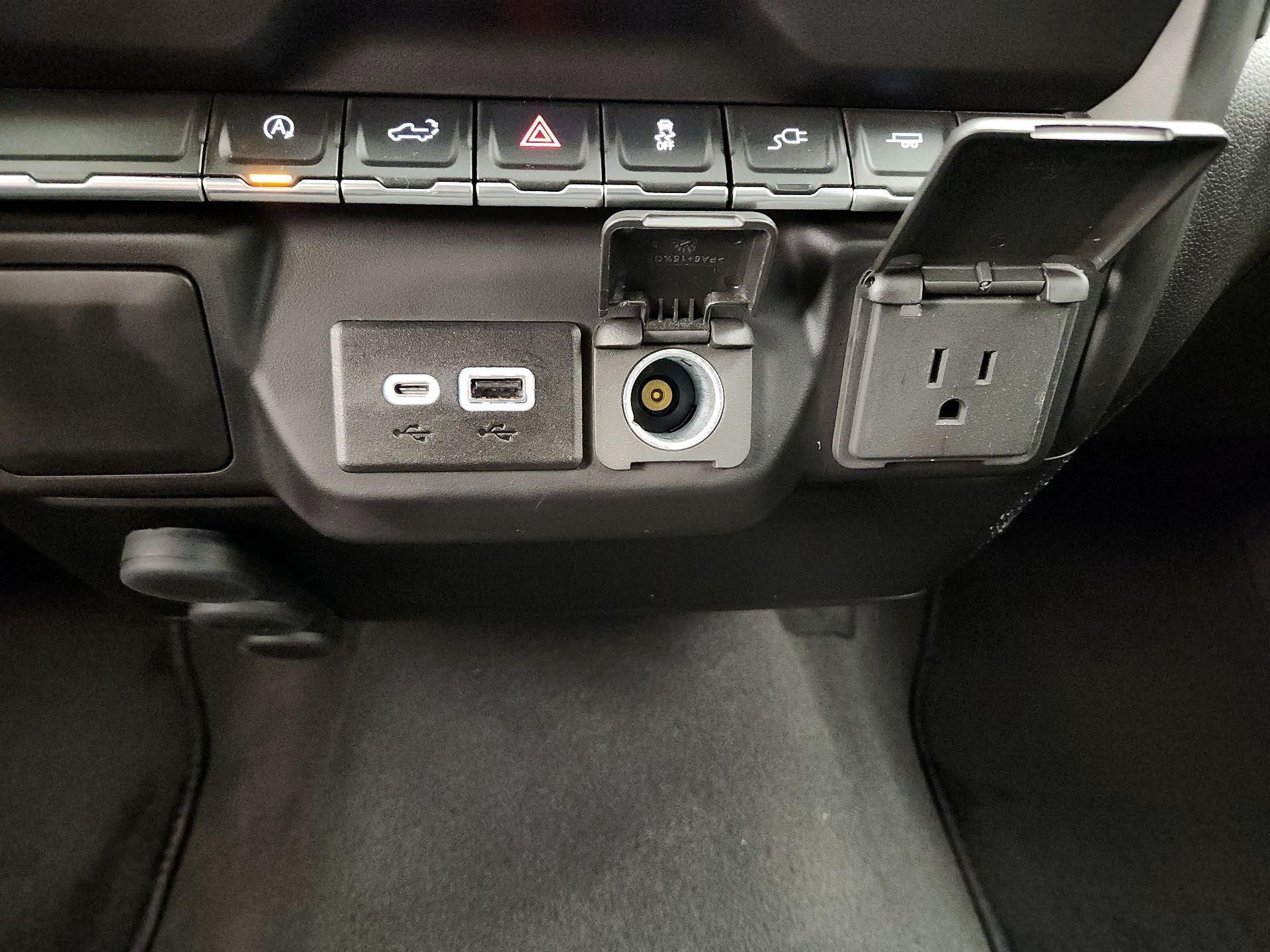 Thumbnail: 2021 Chevrolet Silverado 1500 - 18