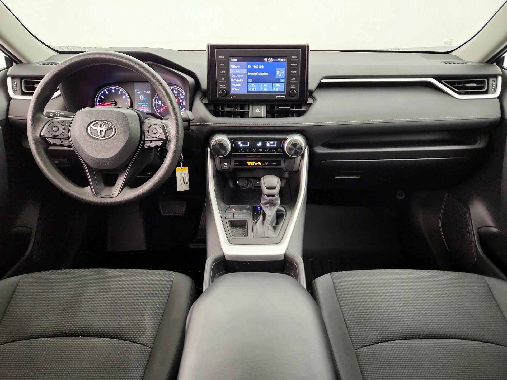 Thumbnail: 2021 Toyota RAV4 - 9