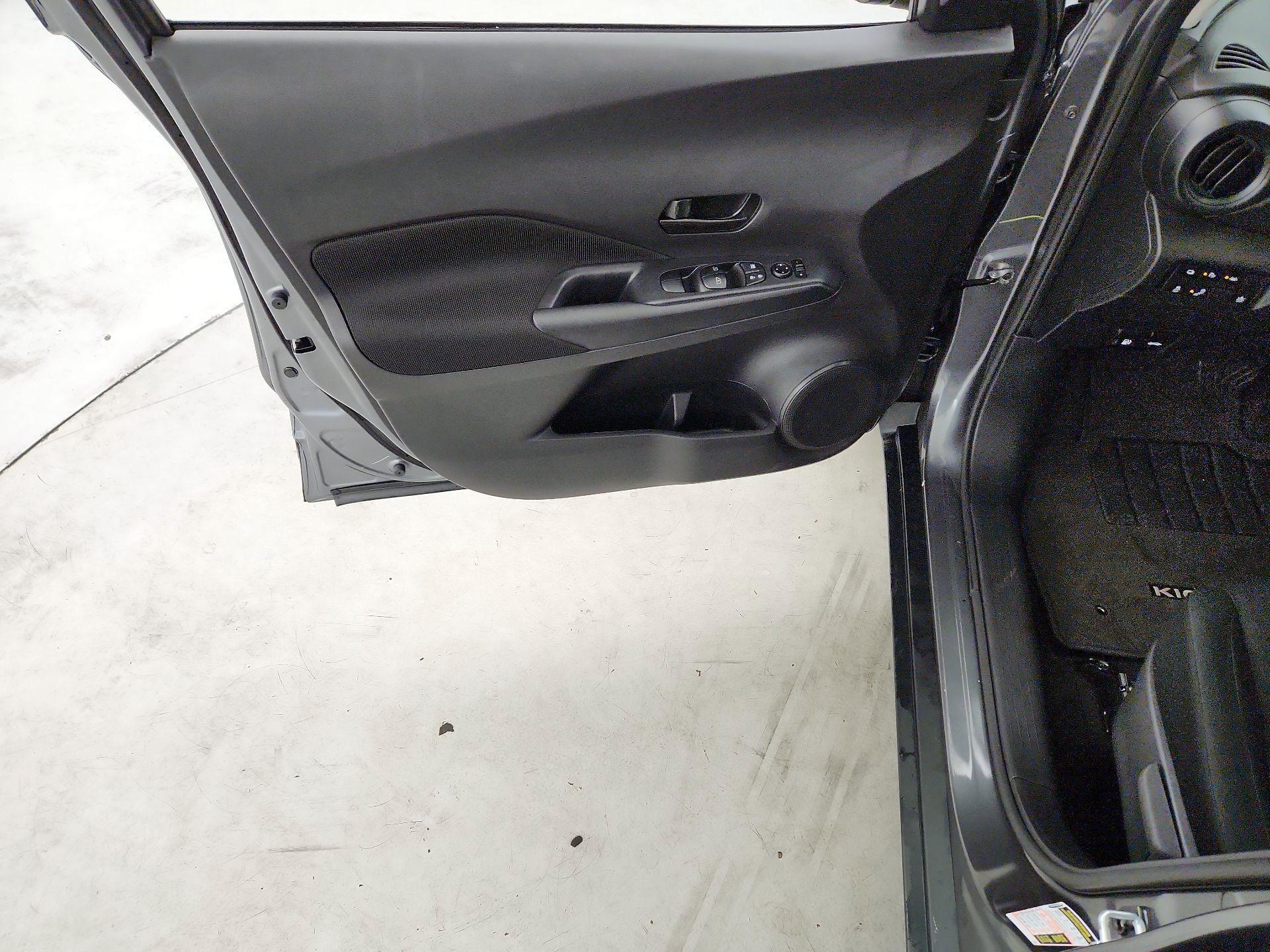 Thumbnail: 2024 Nissan Kicks - 12