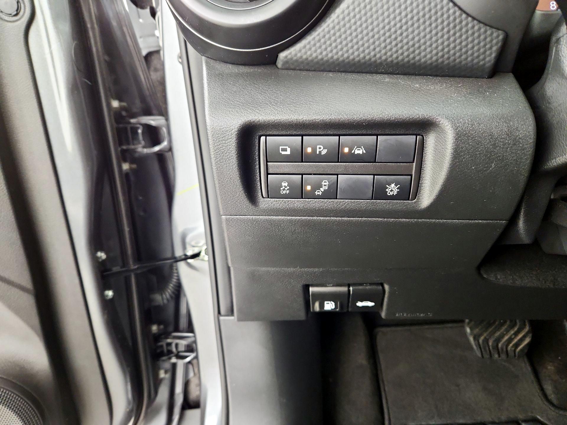 Thumbnail: 2024 Nissan Kicks - 13