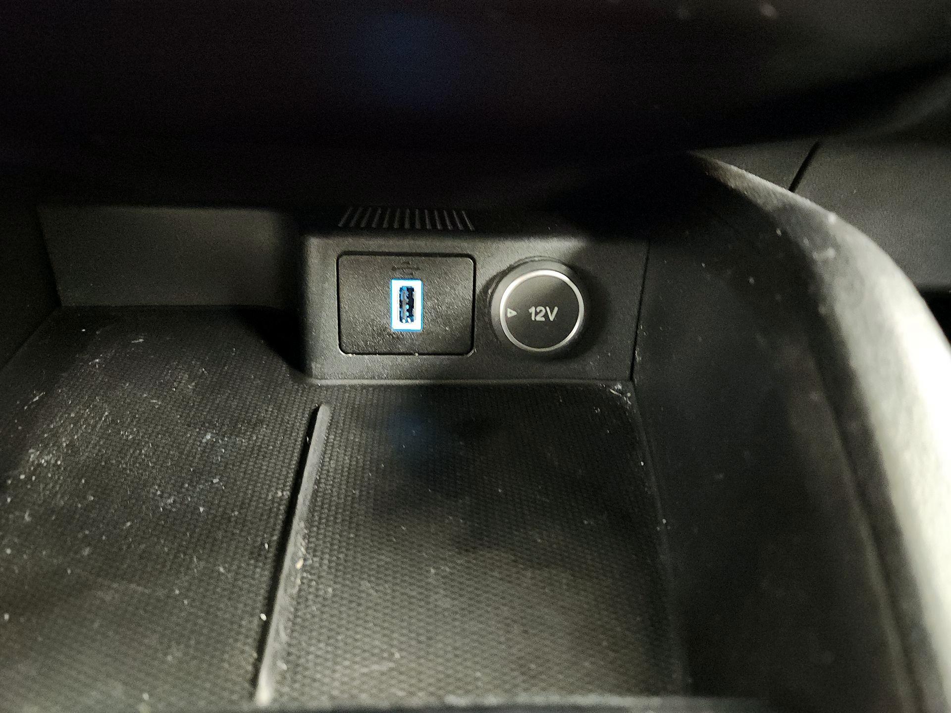 Thumbnail: 2020 Ford Escape - 16