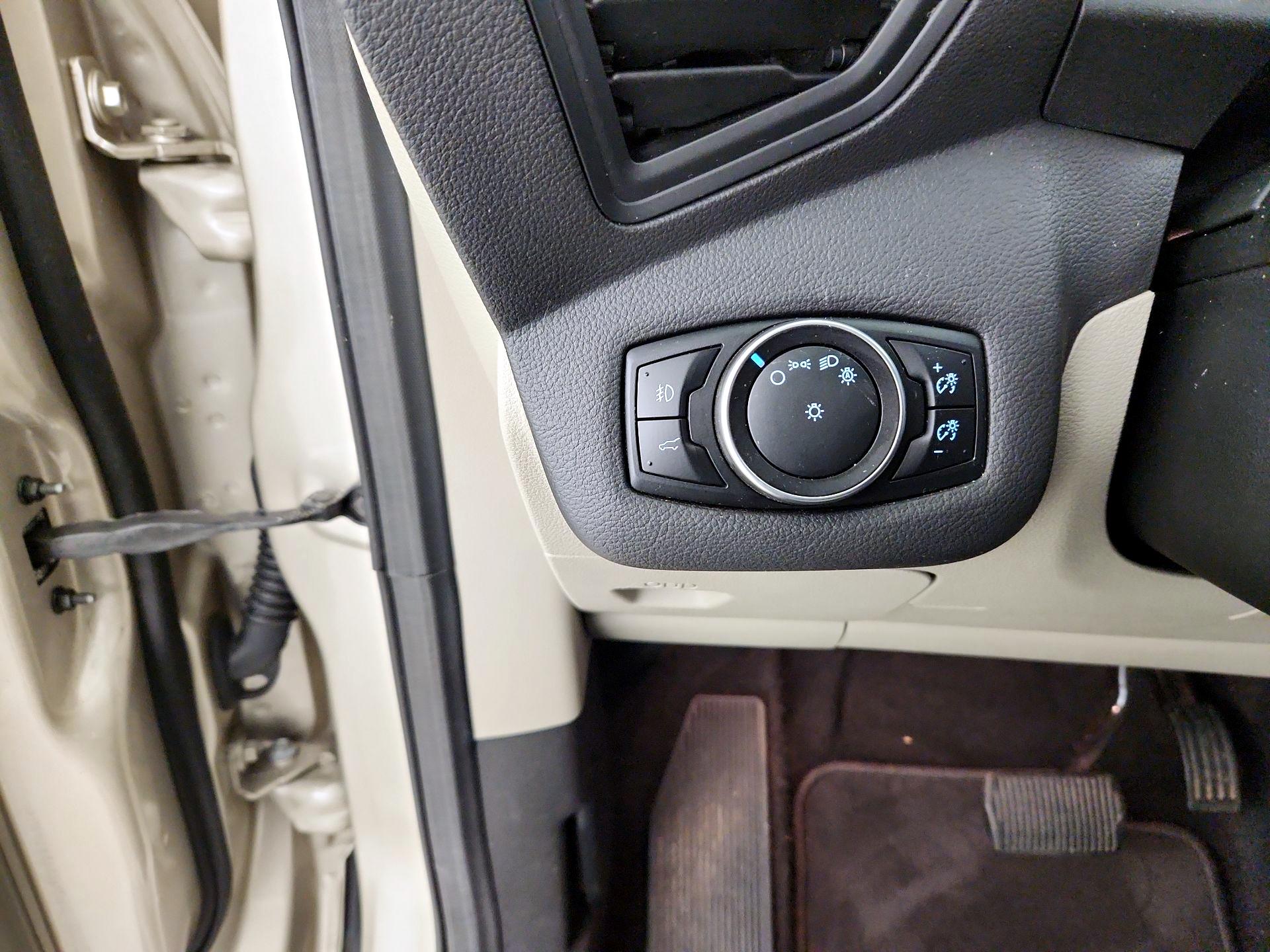 Thumbnail: 2017 Ford Escape - 11