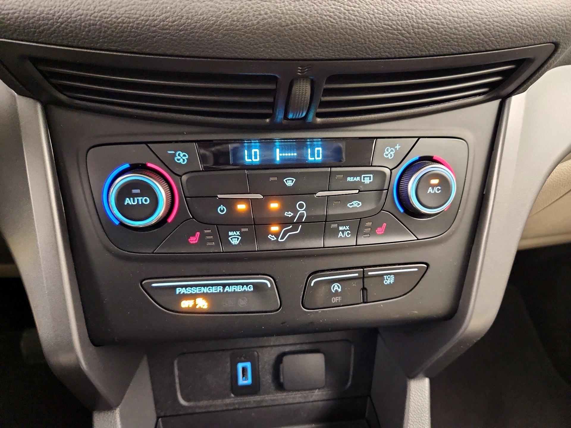 Thumbnail: 2017 Ford Escape - 14