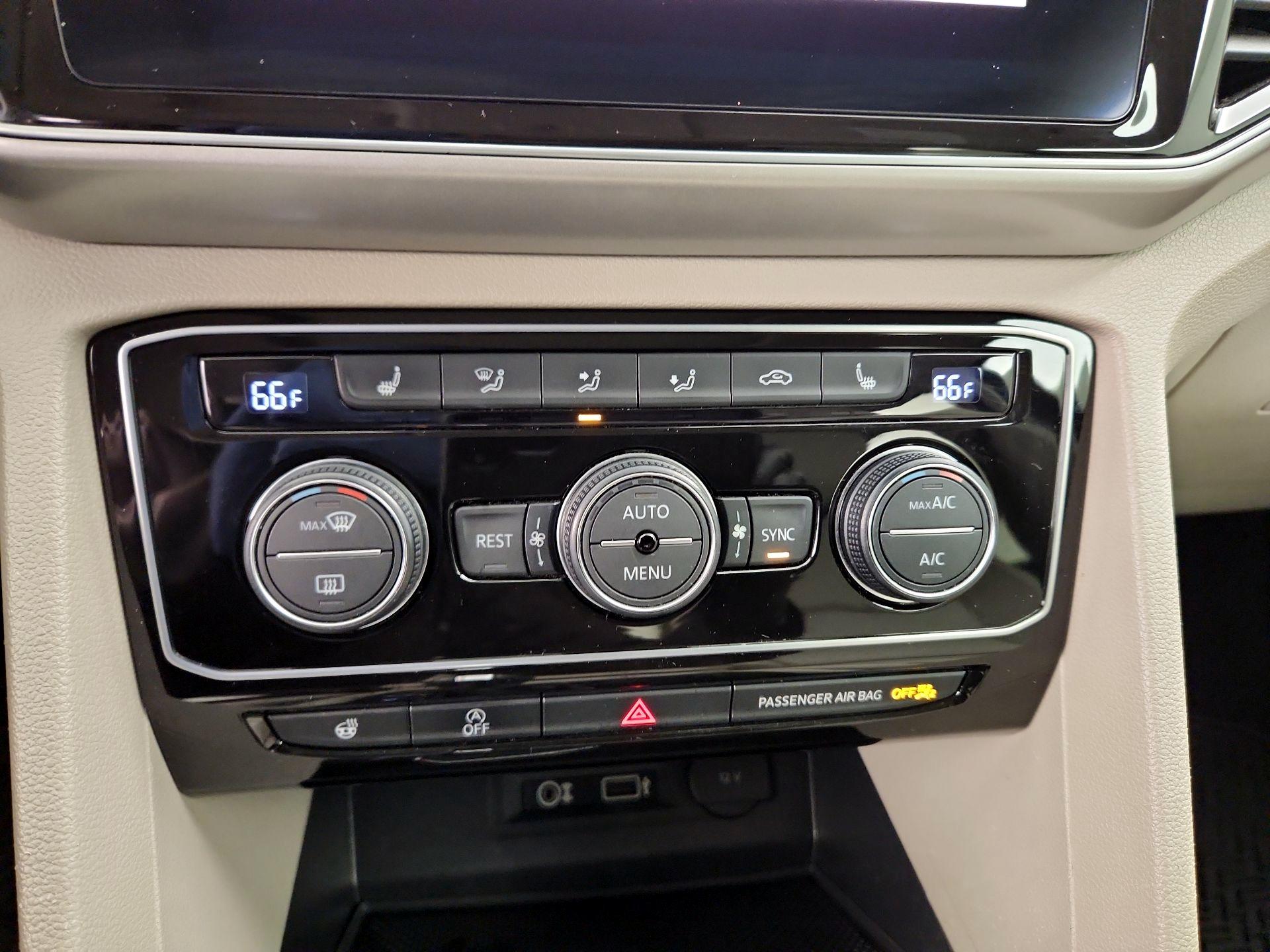 Thumbnail: 2019 Volkswagen Atlas - 17