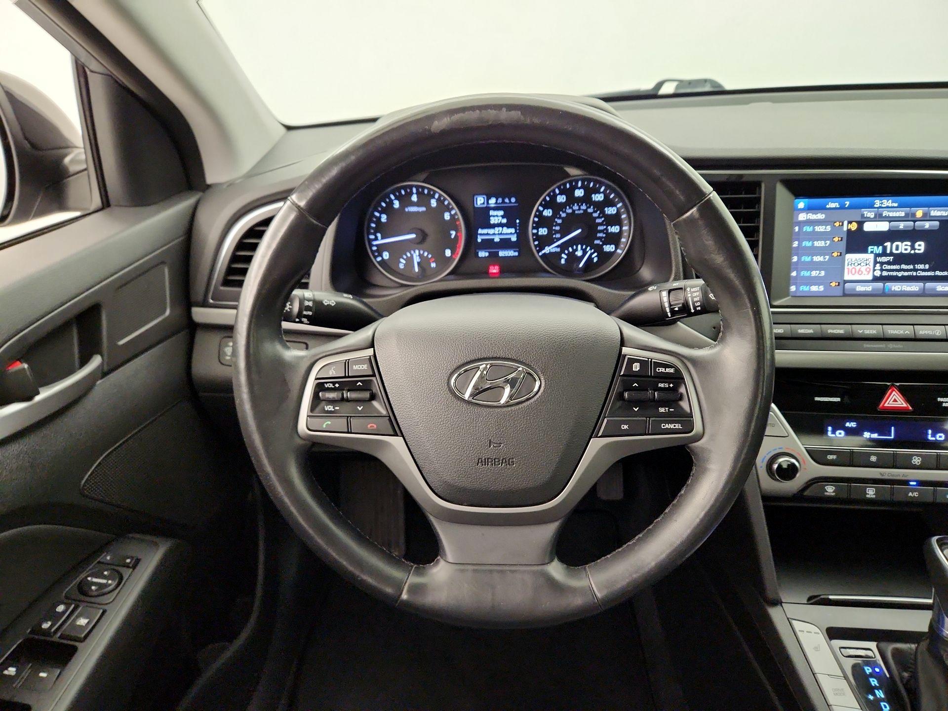 Thumbnail: 2017 Hyundai Elantra - 10