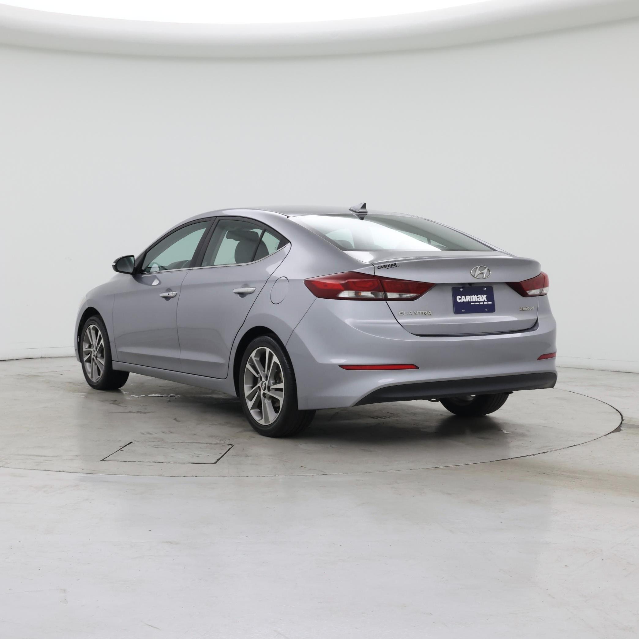 Thumbnail: 2017 Hyundai Elantra - 2