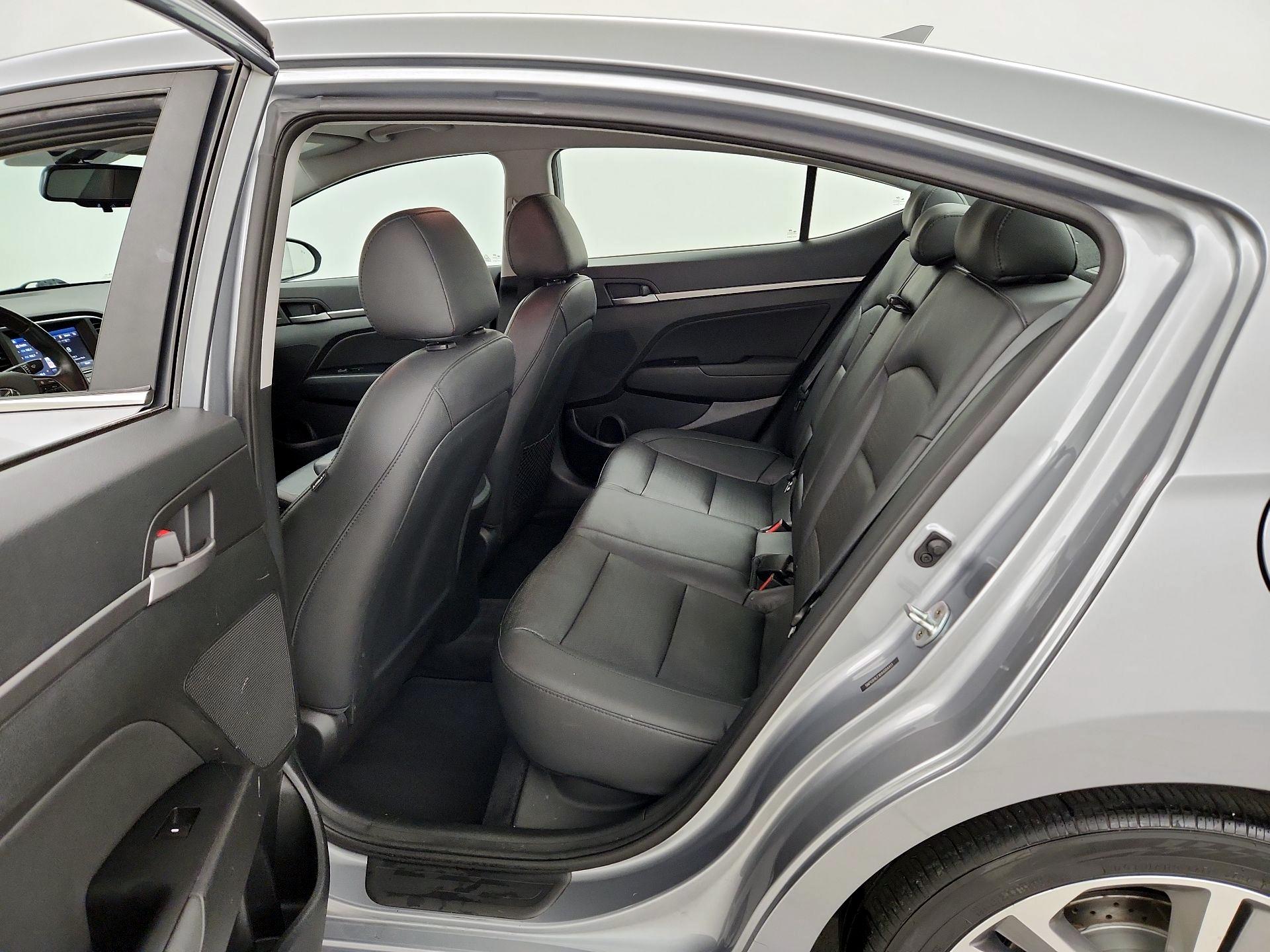 Thumbnail: 2017 Hyundai Elantra - 19