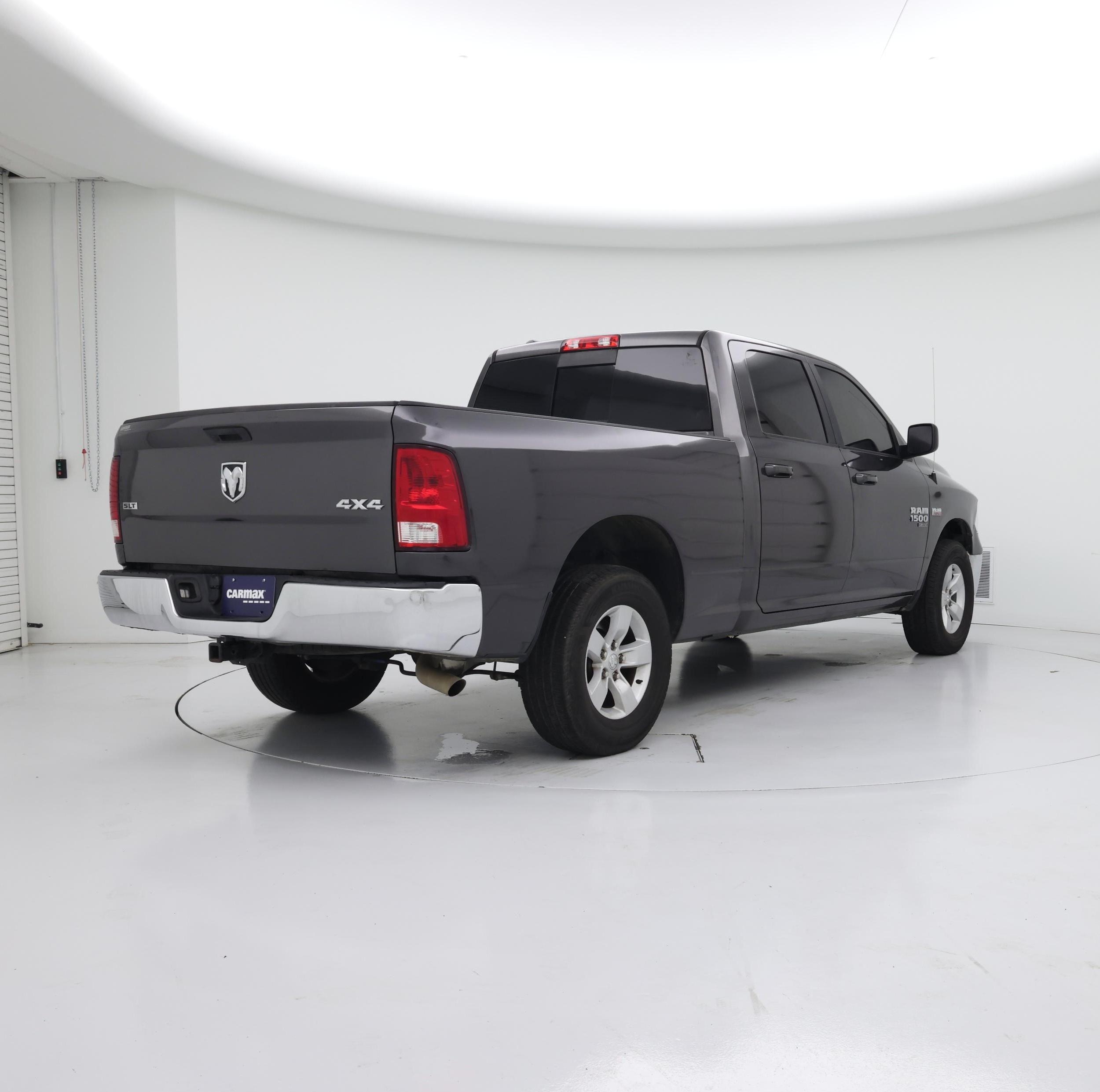 Thumbnail: 2020 RAM 1500 Classic - 8