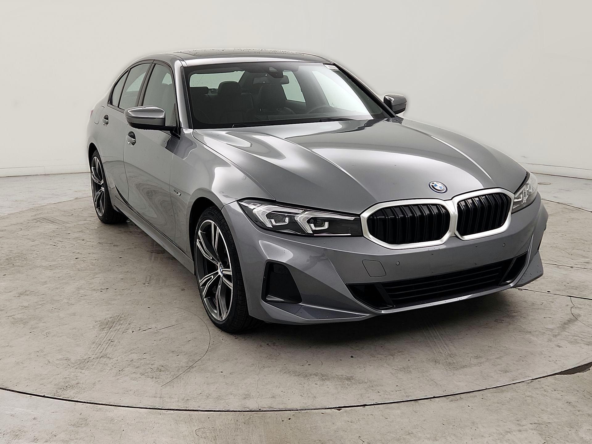 Thumbnail: 2023 BMW 3 Series - 1