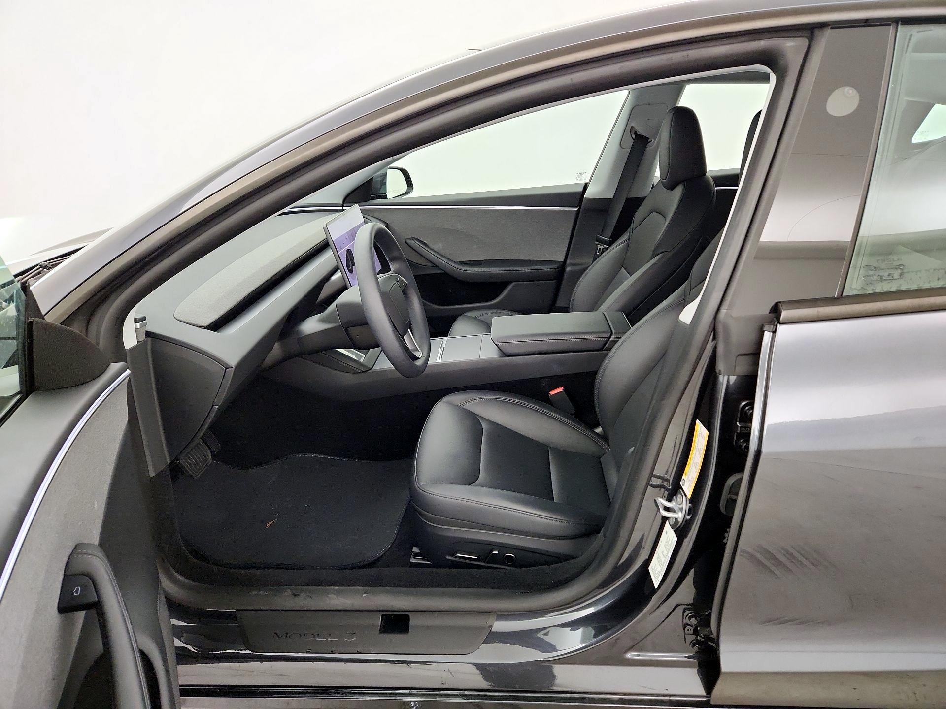 Thumbnail: 2025 Tesla Model 3 - 9