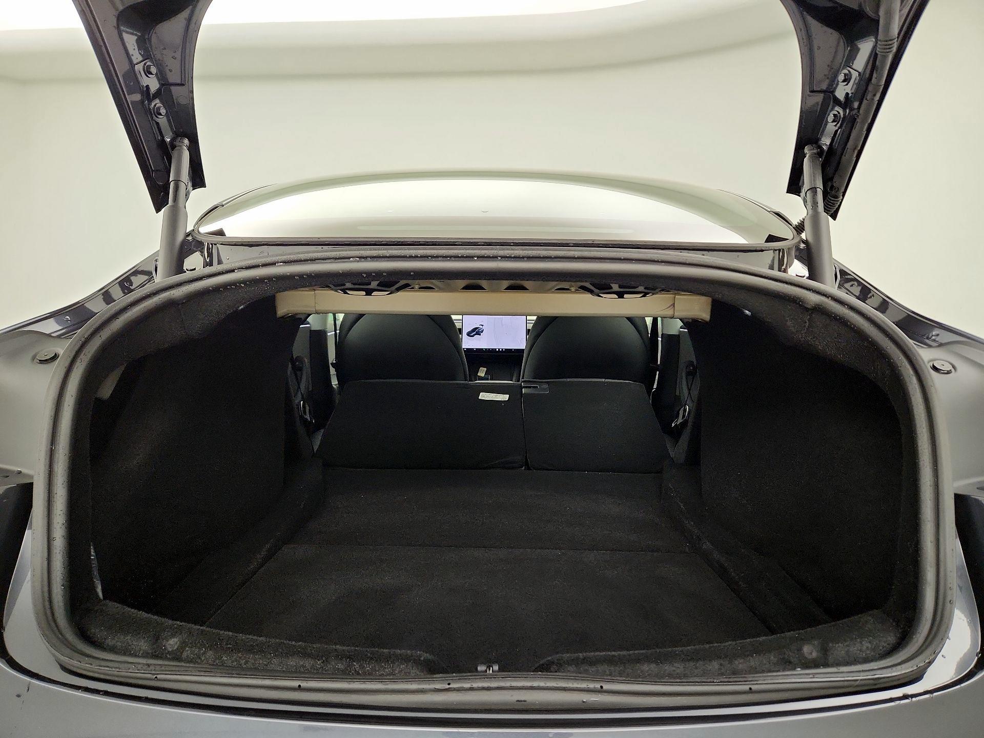 Thumbnail: 2025 Tesla Model 3 - 20