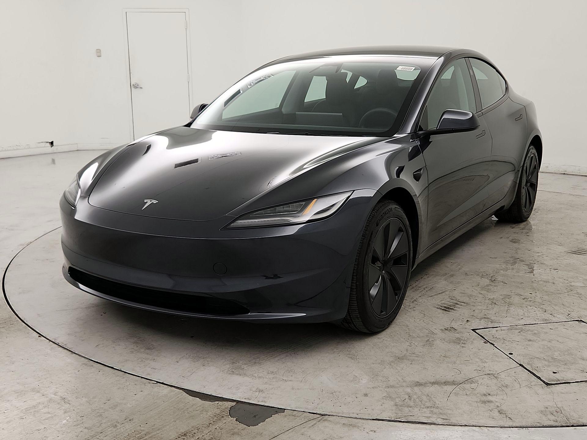 Thumbnail: 2025 Tesla Model 3 - 3