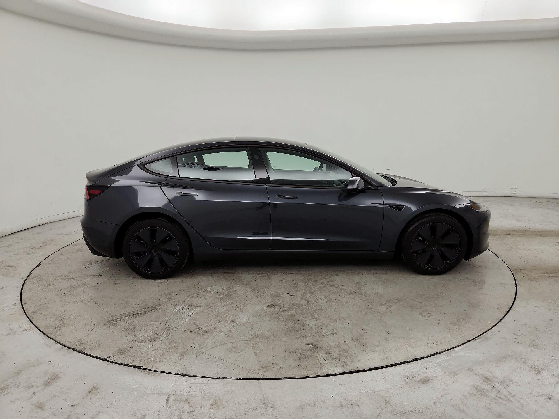 Thumbnail: 2025 Tesla Model 3 - 4