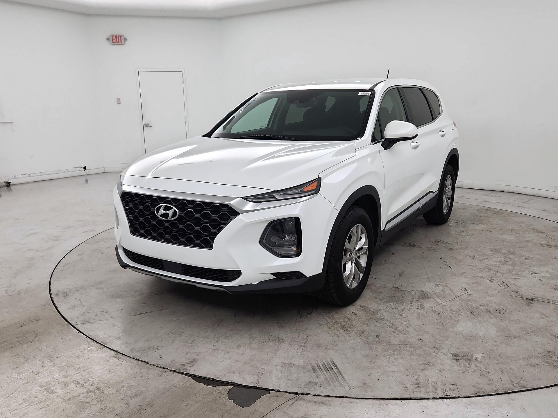 Thumbnail: 2019 Hyundai Santa Fe - 3