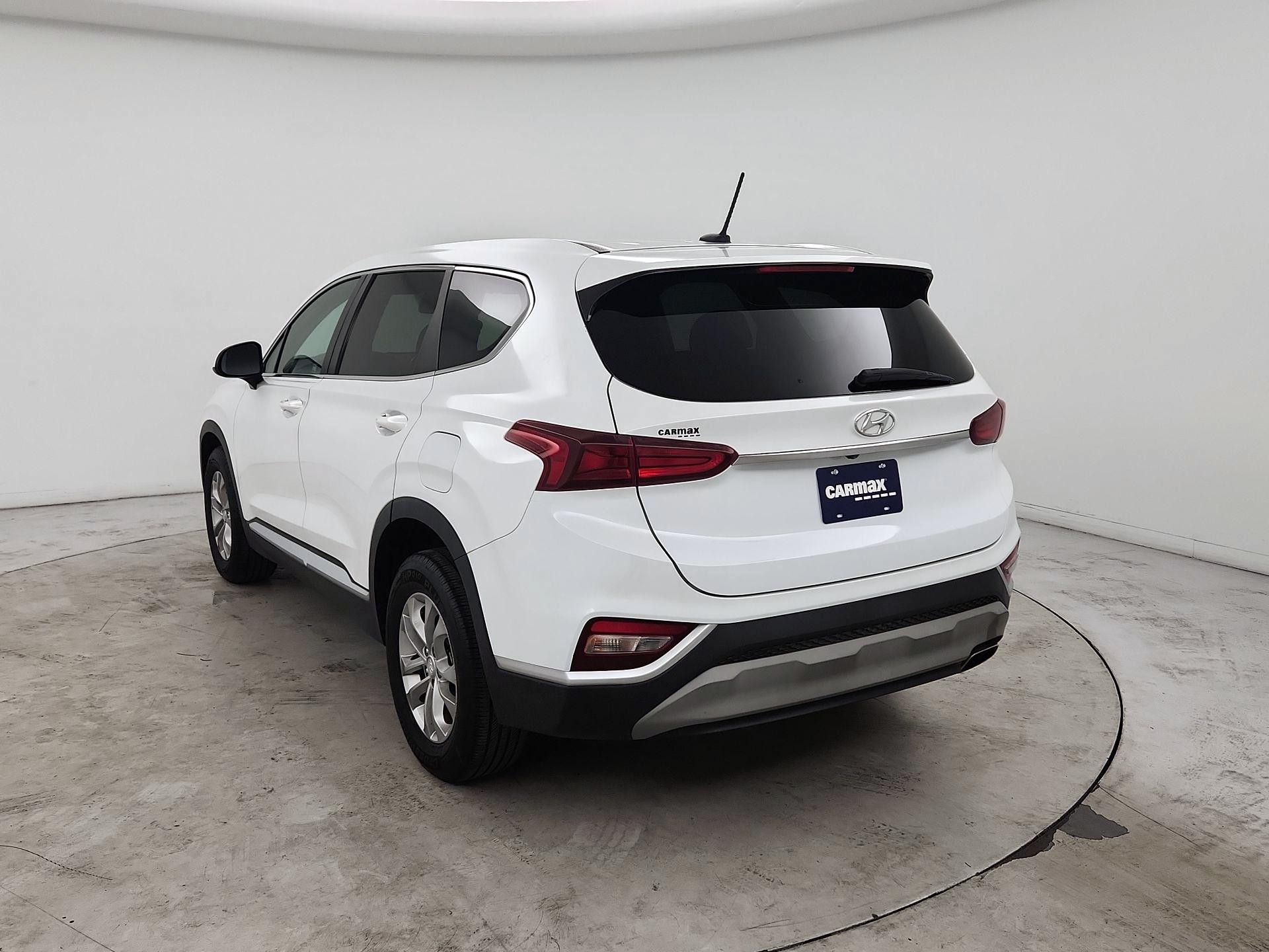 Thumbnail: 2019 Hyundai Santa Fe - 7