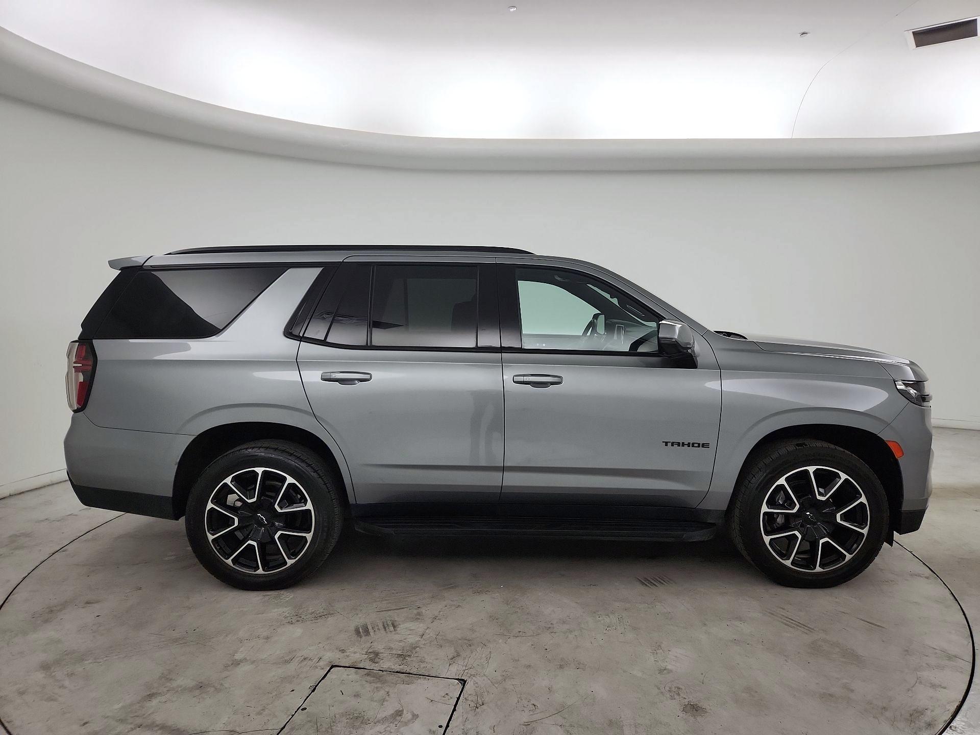 Thumbnail: 2023 Chevrolet Tahoe - 4