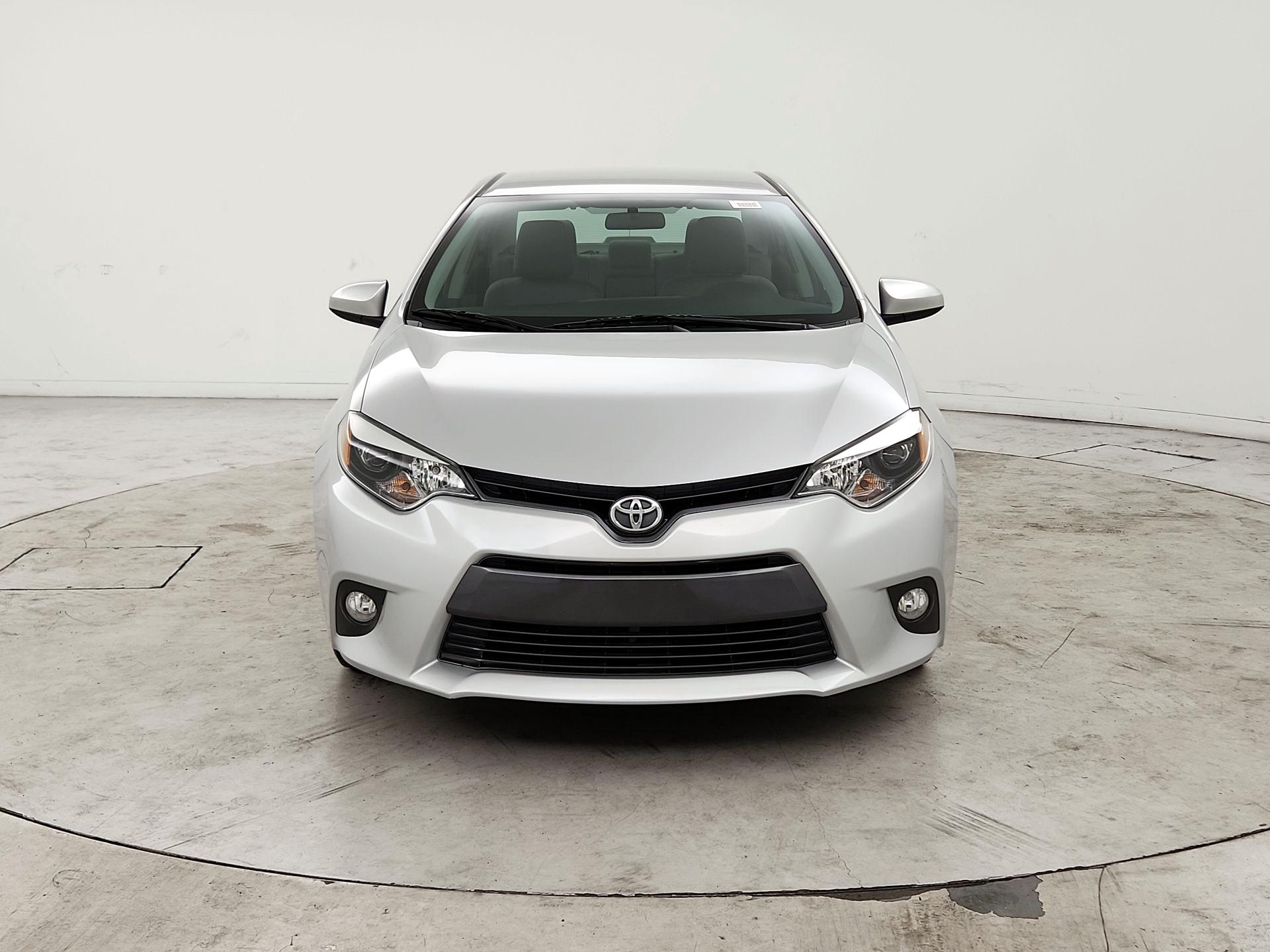 Thumbnail: 2015 Toyota Corolla - 2