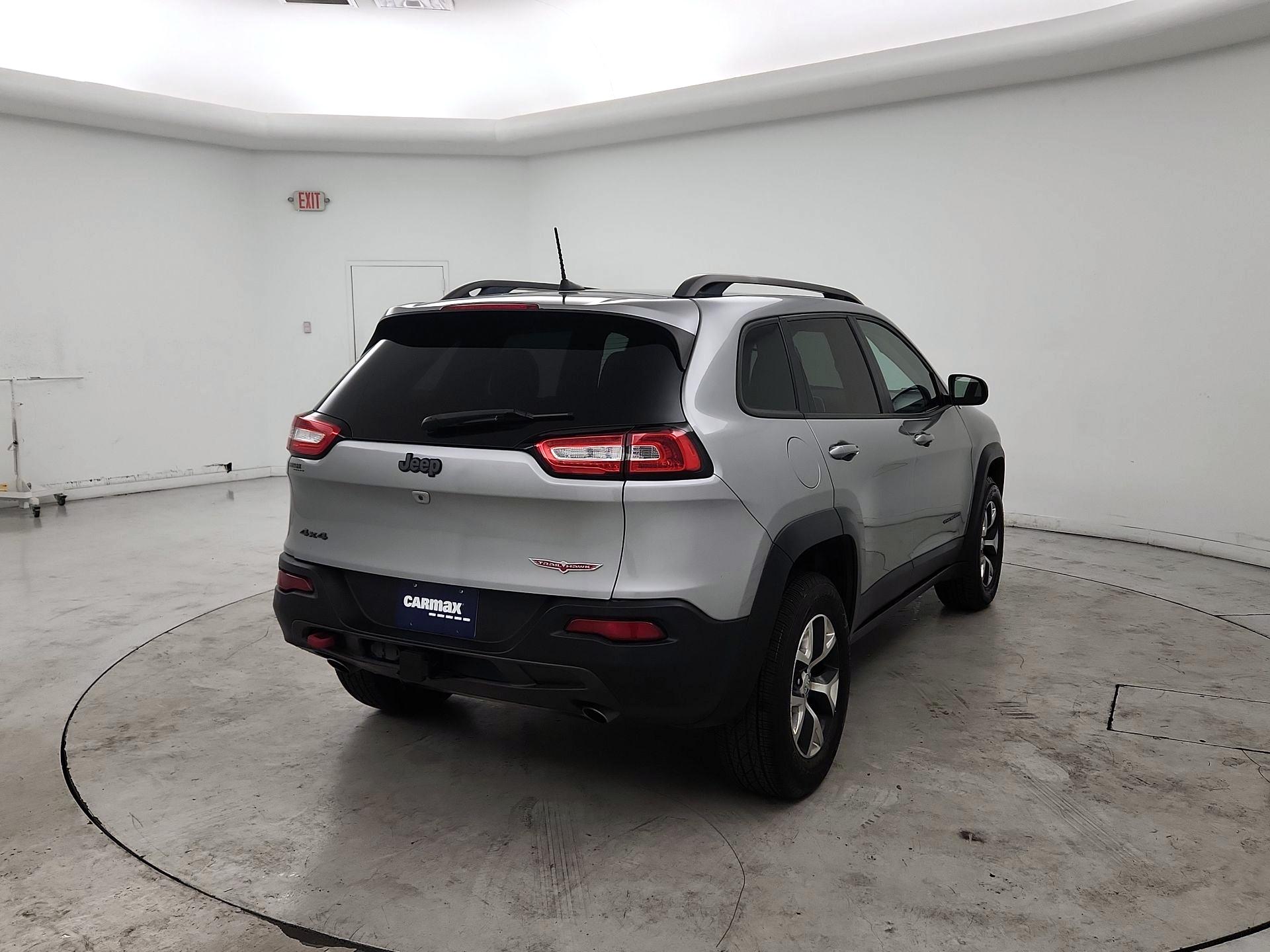 Thumbnail: 2017 Jeep Cherokee - 5