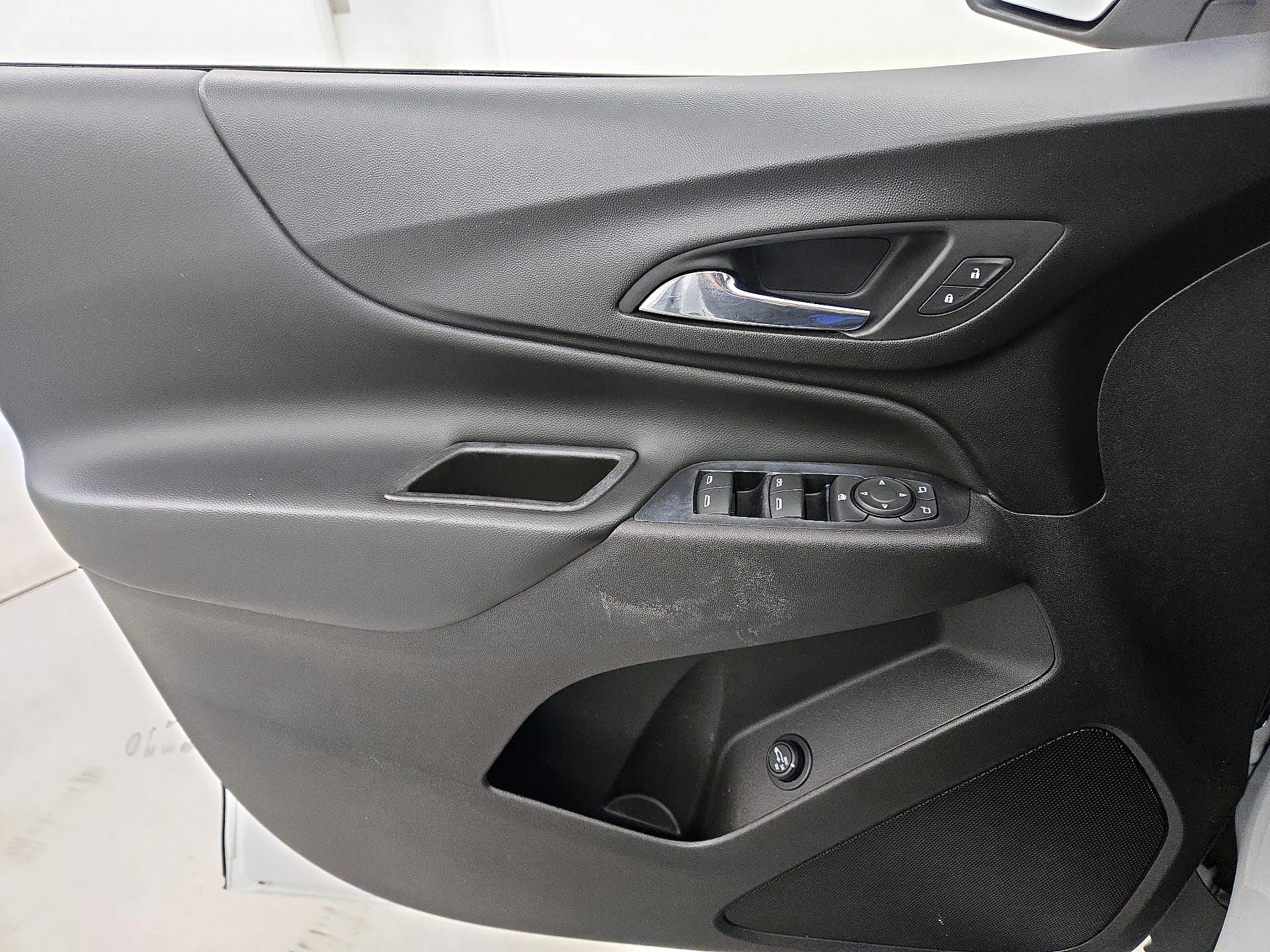 Thumbnail: 2019 Chevrolet Equinox - 12