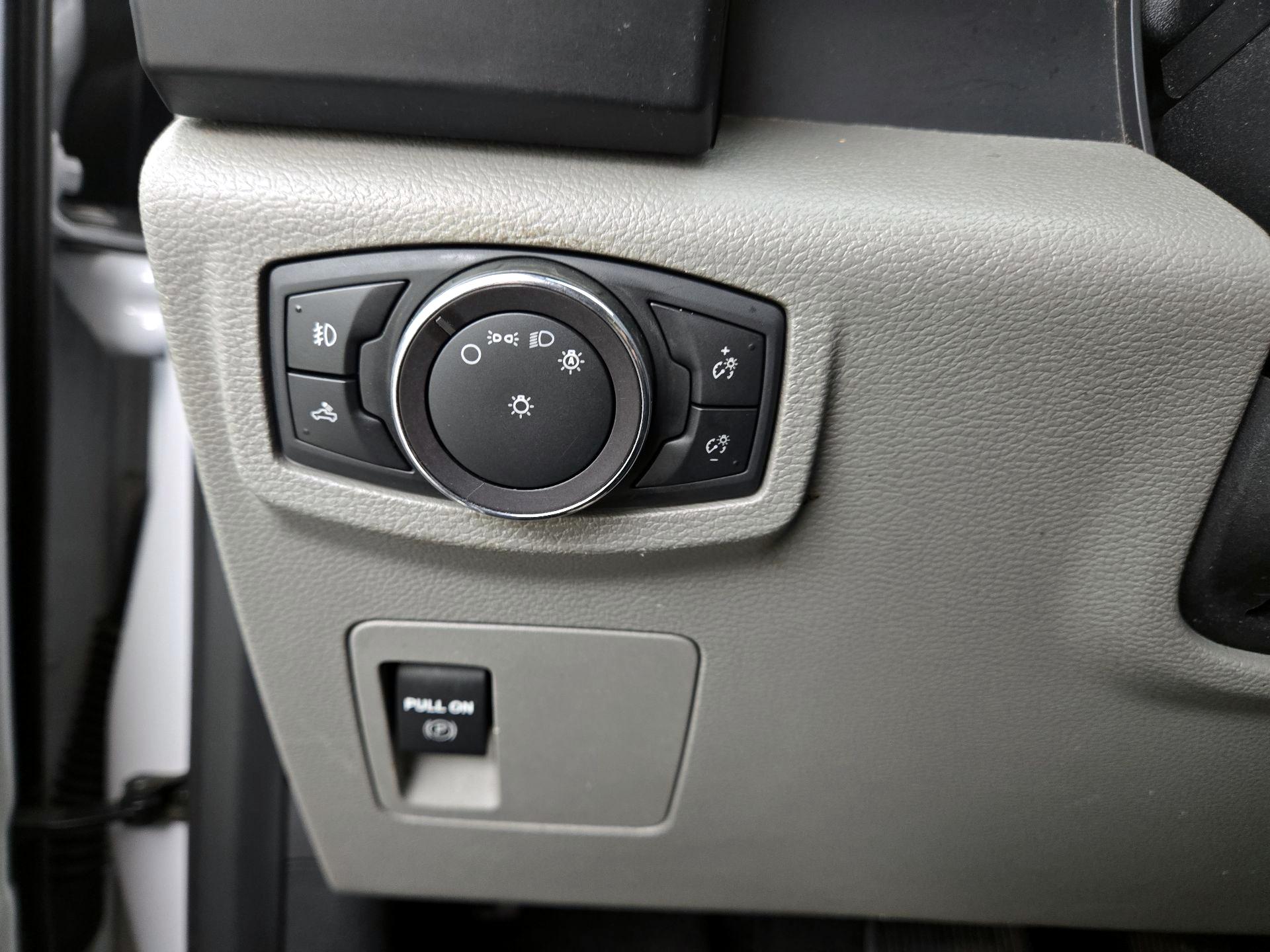 Thumbnail: 2019 Ford F-150 - 13