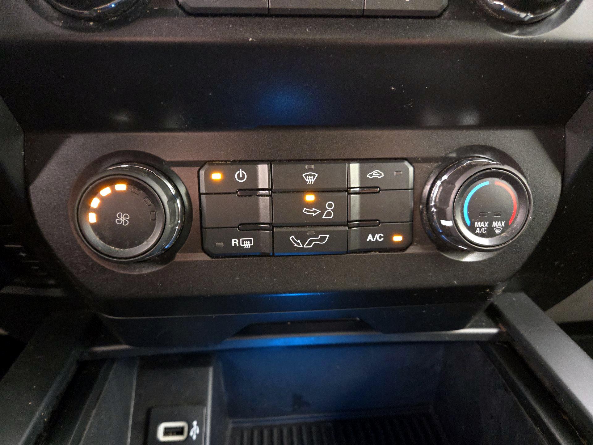 Thumbnail: 2019 Ford F-150 - 16