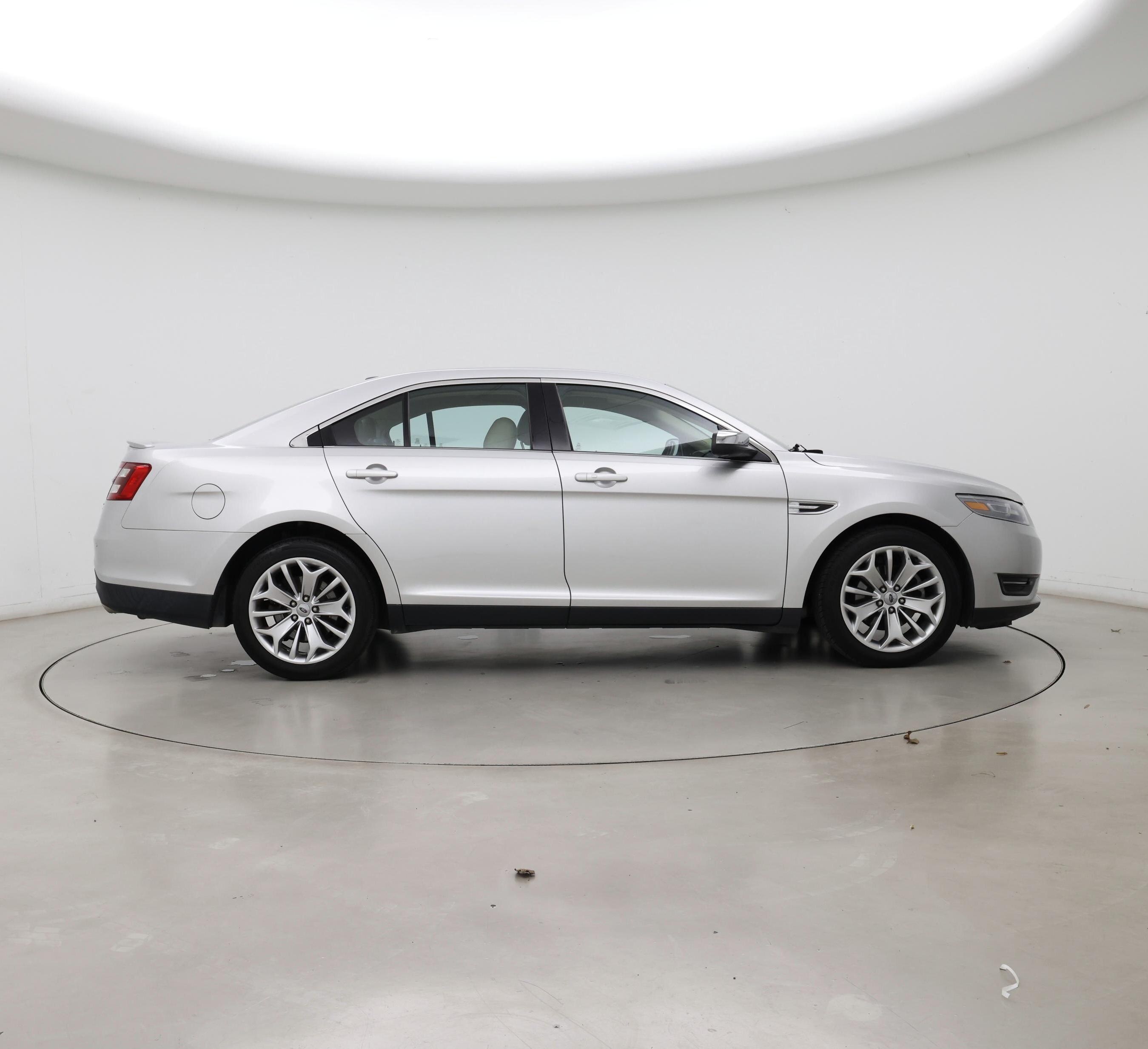 Thumbnail: 2014 Ford Taurus - 7