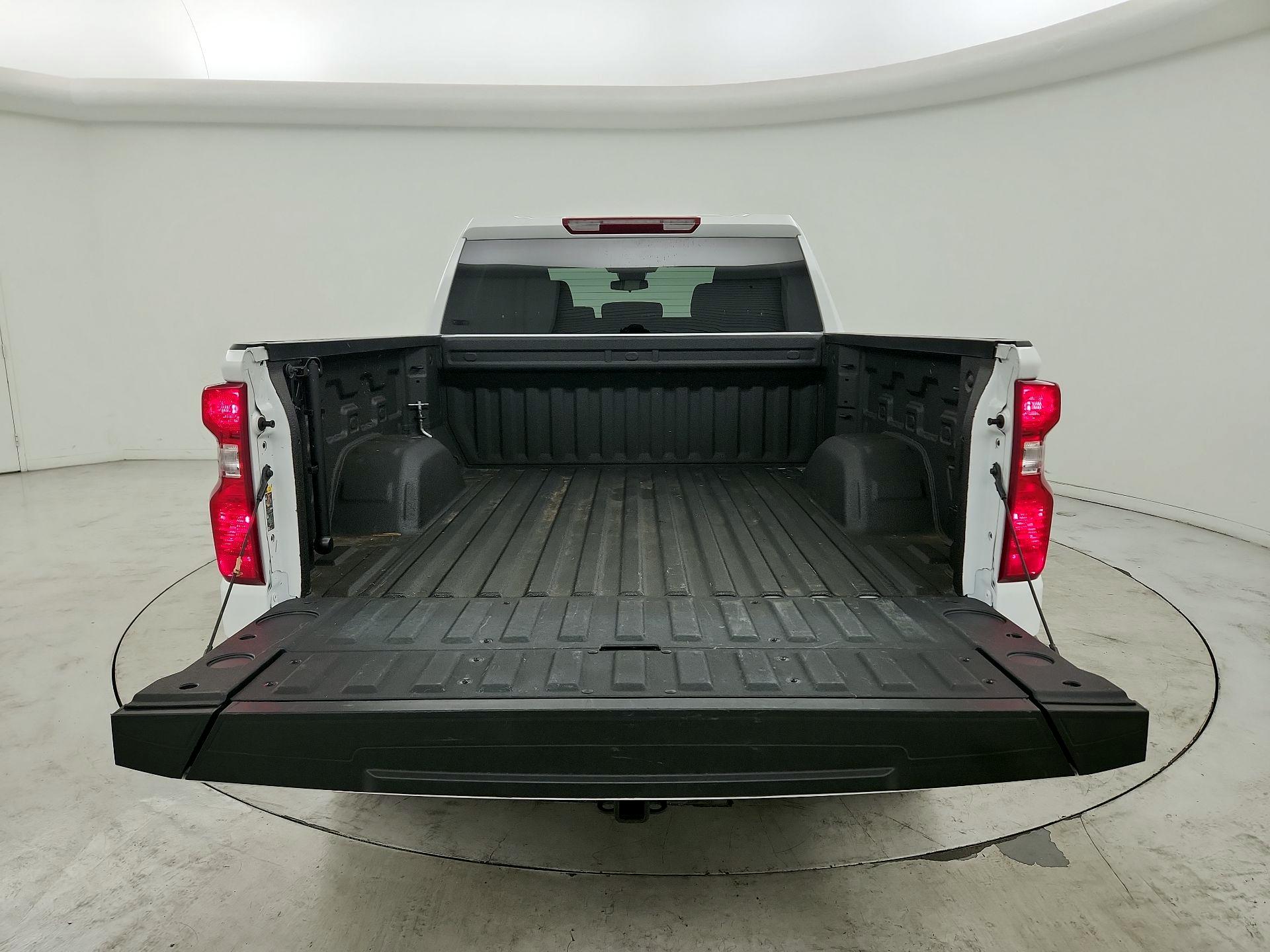 Thumbnail: 2025 Chevrolet Silverado 1500 - 18